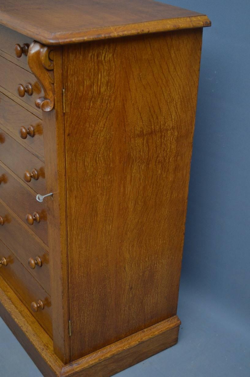 Victorian Oak Wellington Chest of Drawers In Excellent Condition In Whaley Bridge, GB