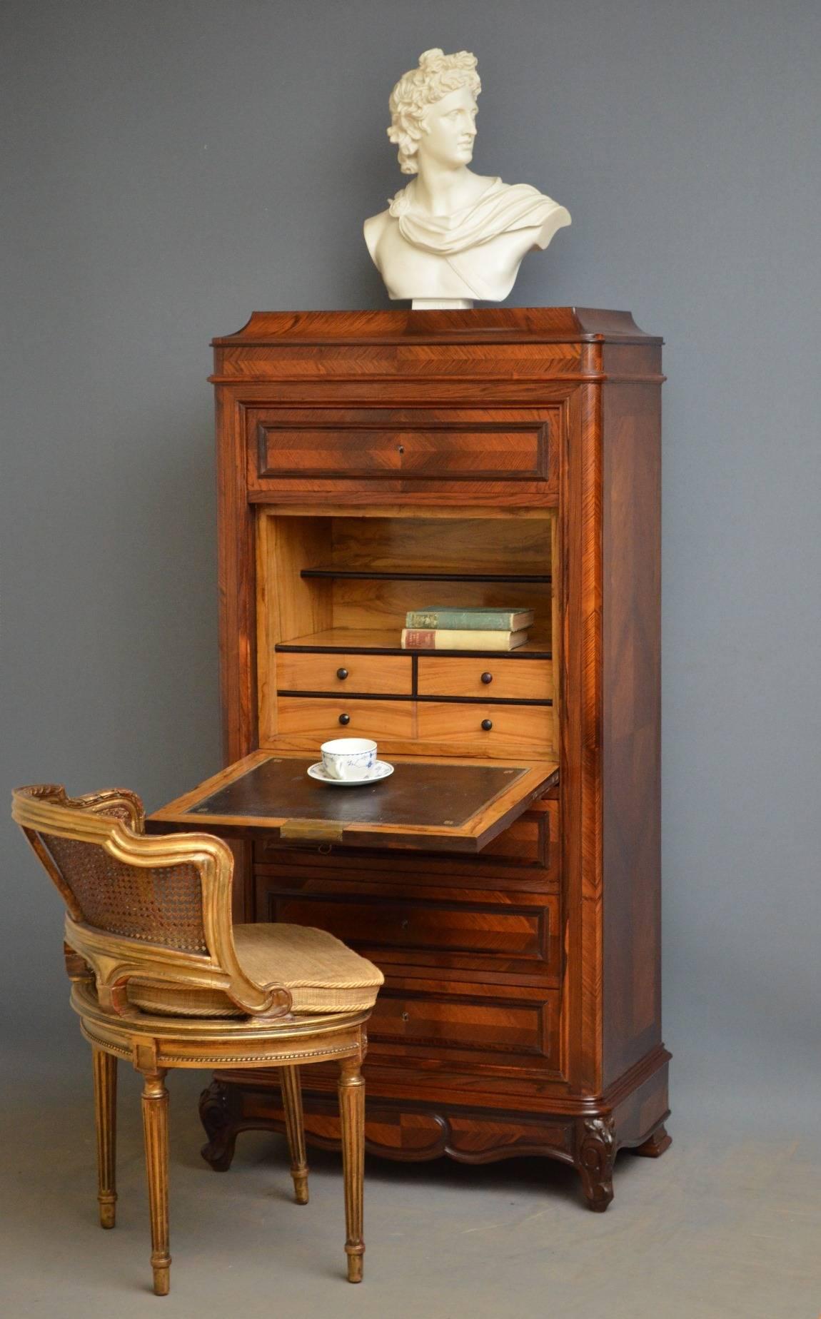 Sn3793, fine quality rosewood abattant, having caddy top above seven oak lined moulded drawers, three being a secretaire section and enclosing satinwood interior with drawers and black leather writing surface, all fitted with original locks and