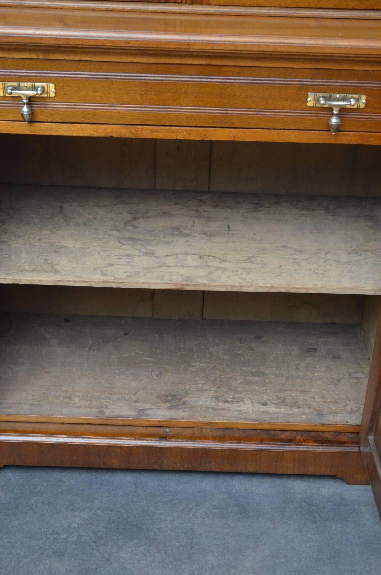 Late Victorian Walnut Bookcase 2