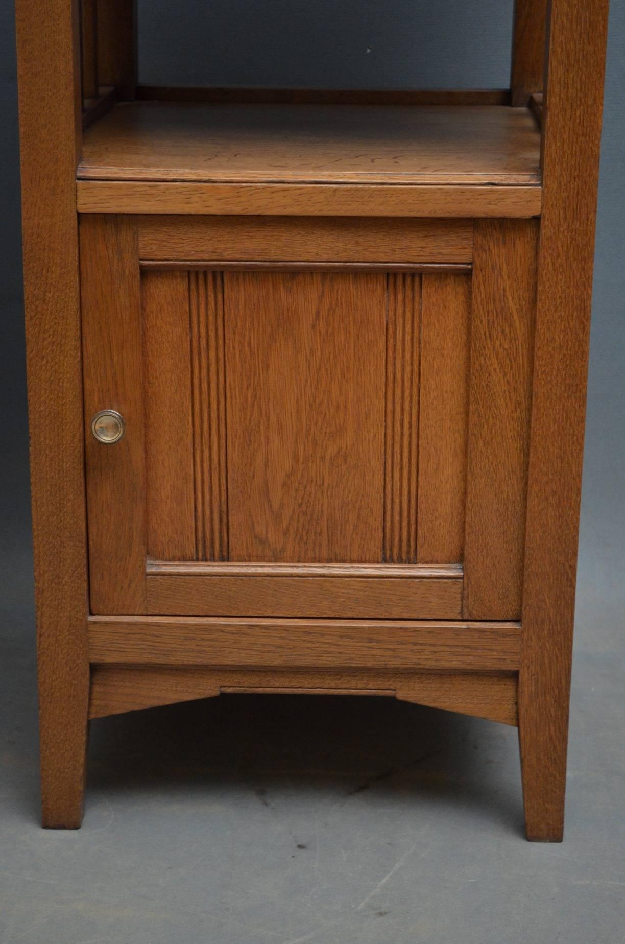 French Arts and Crafts Pair of Bedside Cabinets