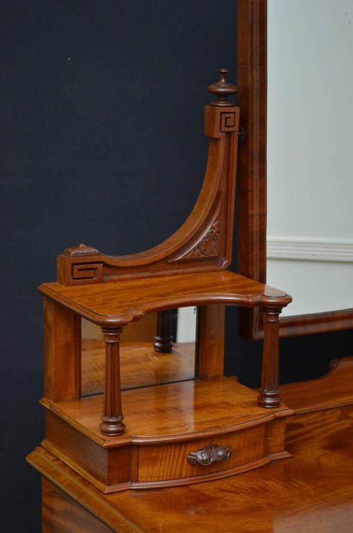 English Victorian Mahogany Duchess Table For Sale