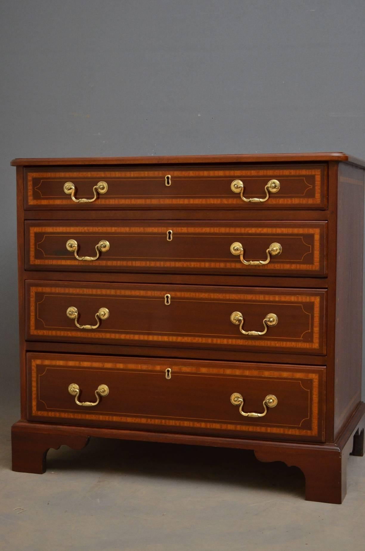 Georgian Mahogany and Inlaid Chest of Drawers In Excellent Condition In Whaley Bridge, GB