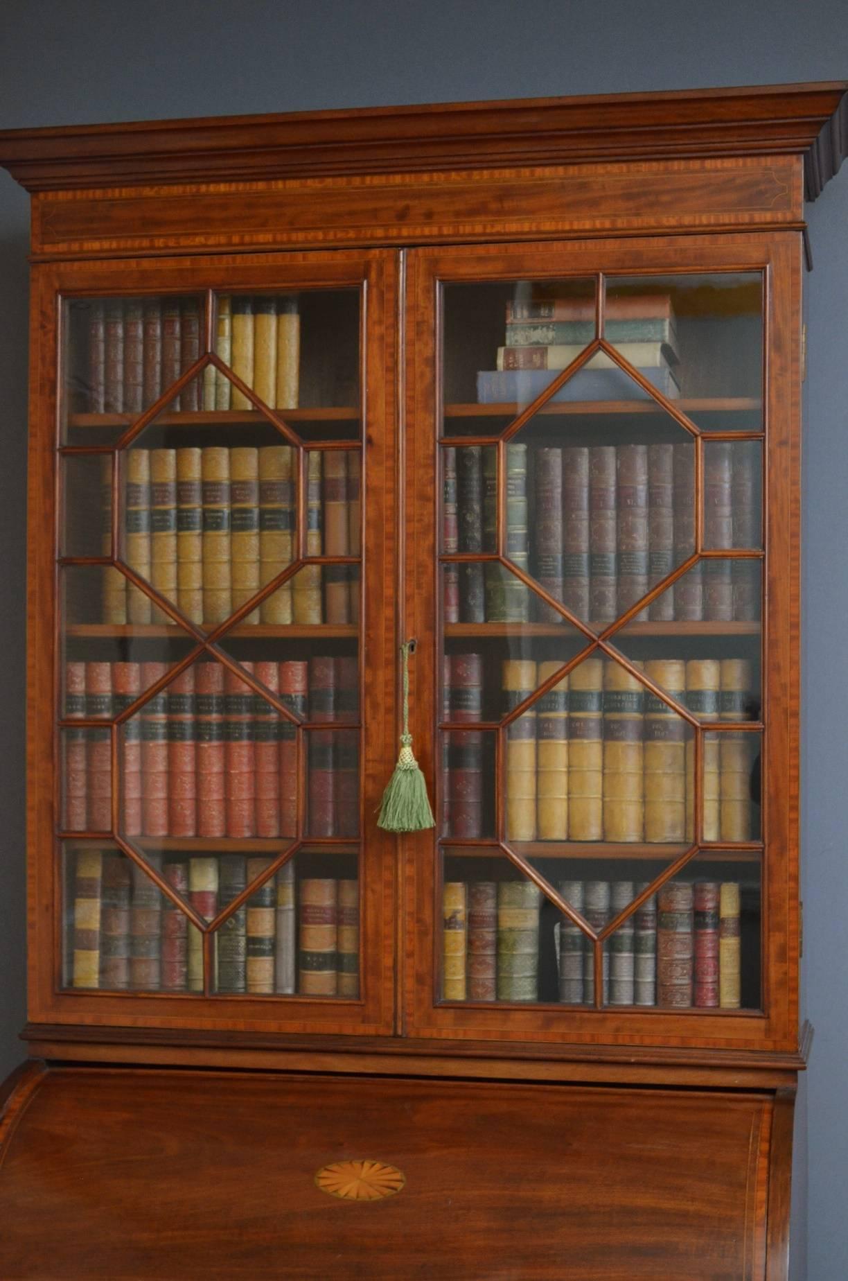 Early 20th Century Edwardian Cylinder Bureau Bookcase in Mahogany