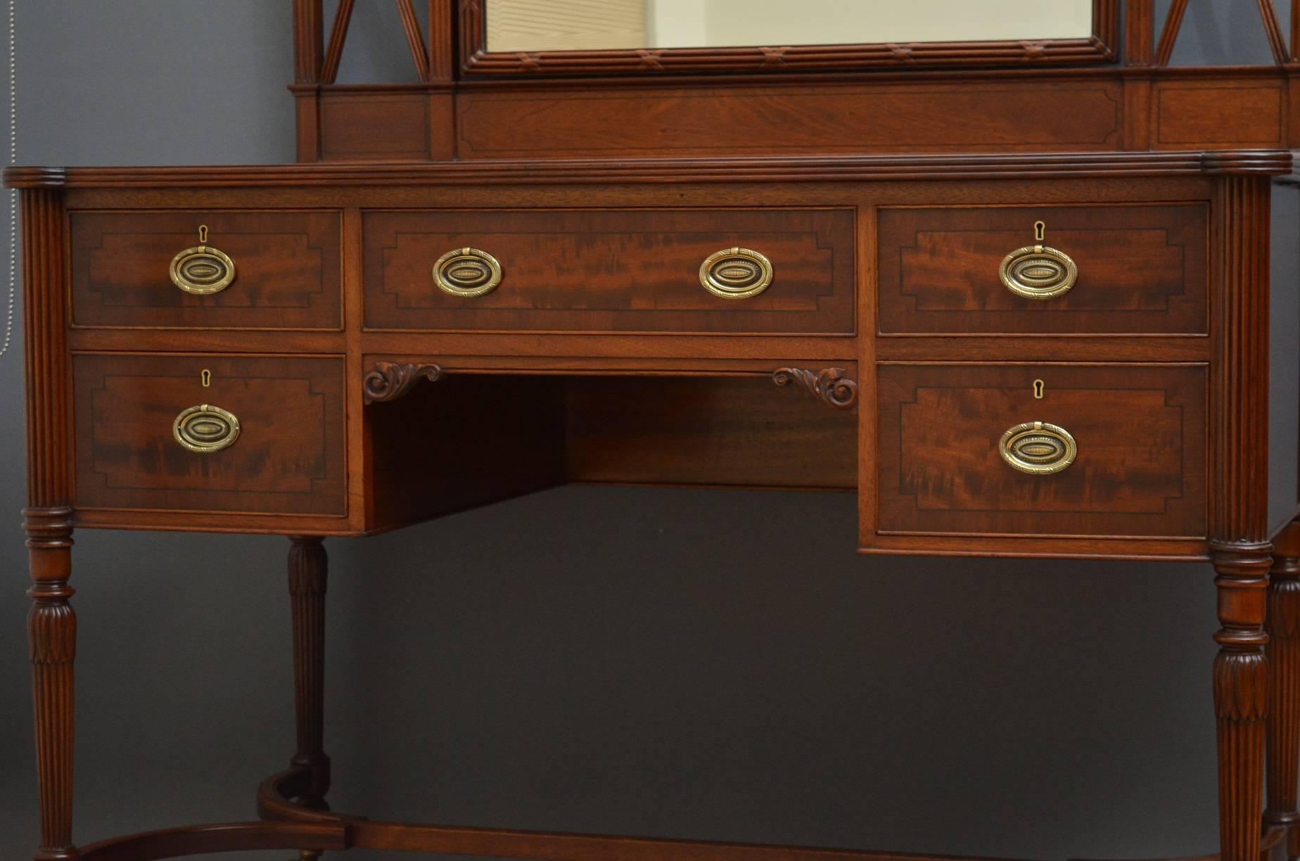 Edwardian Dressing Table by Shapland and Petter In Excellent Condition In Whaley Bridge, GB