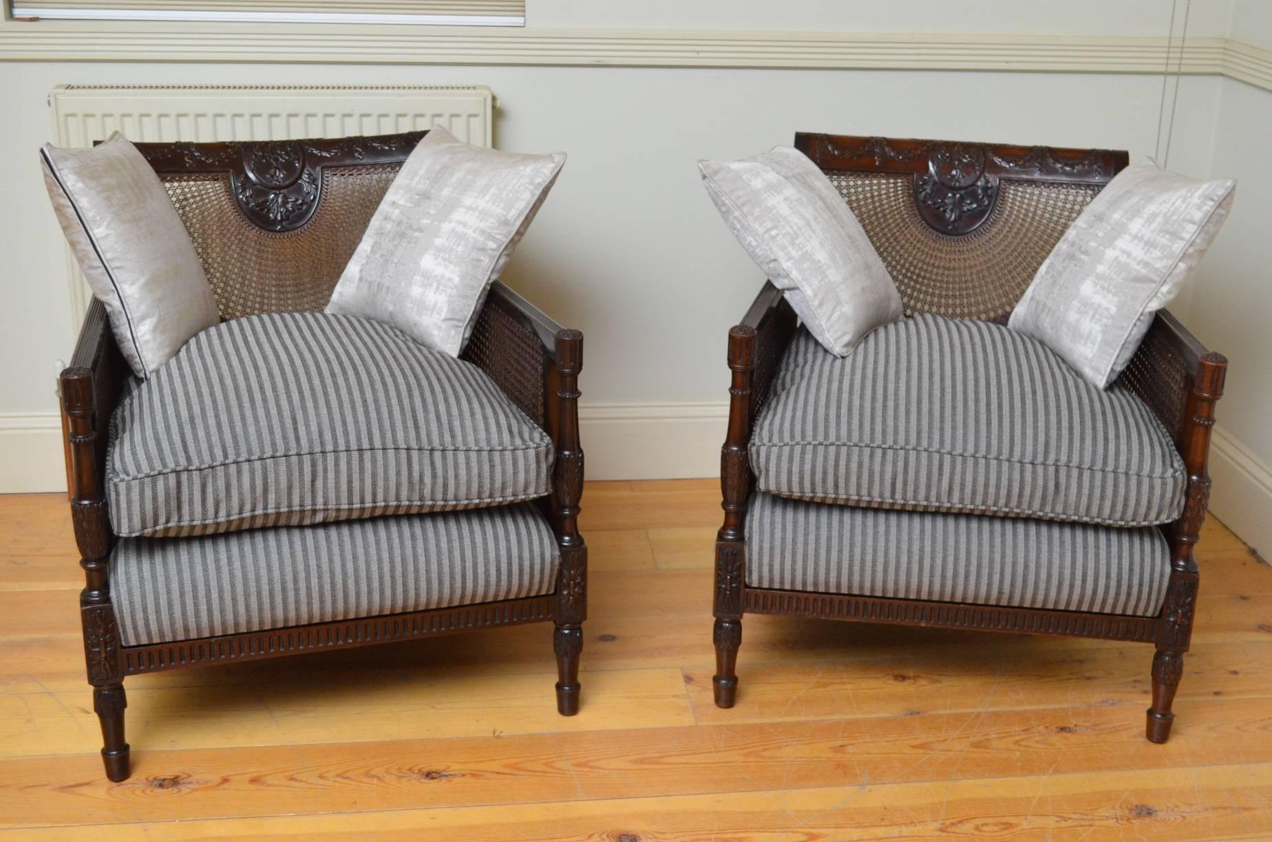Fine Edwardian Mahogany Three-Piece Bergere Suite  In Excellent Condition In Whaley Bridge, GB