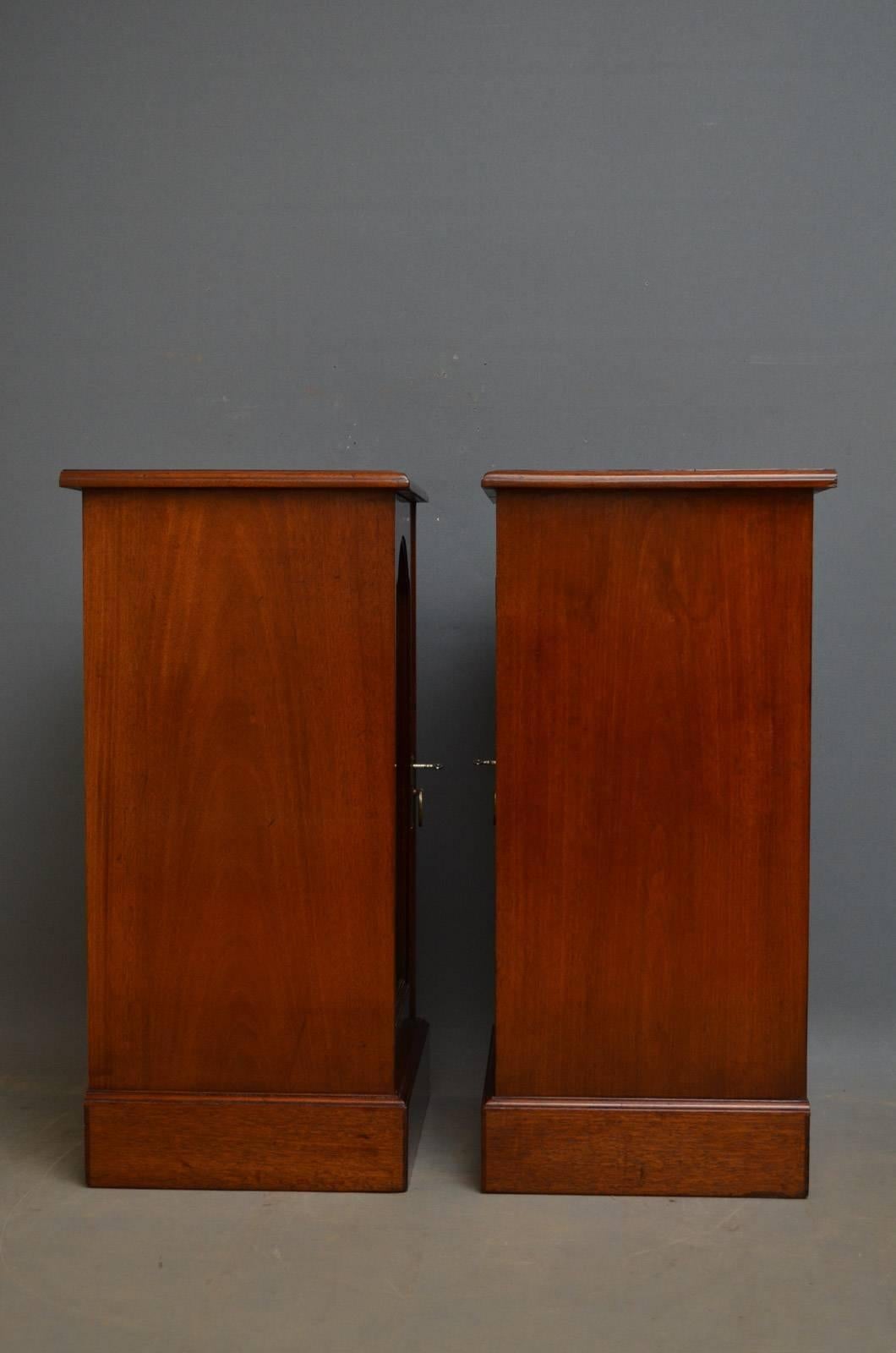 Edwardian Mahogany Bedside Cabinets by Maple & Co. 2