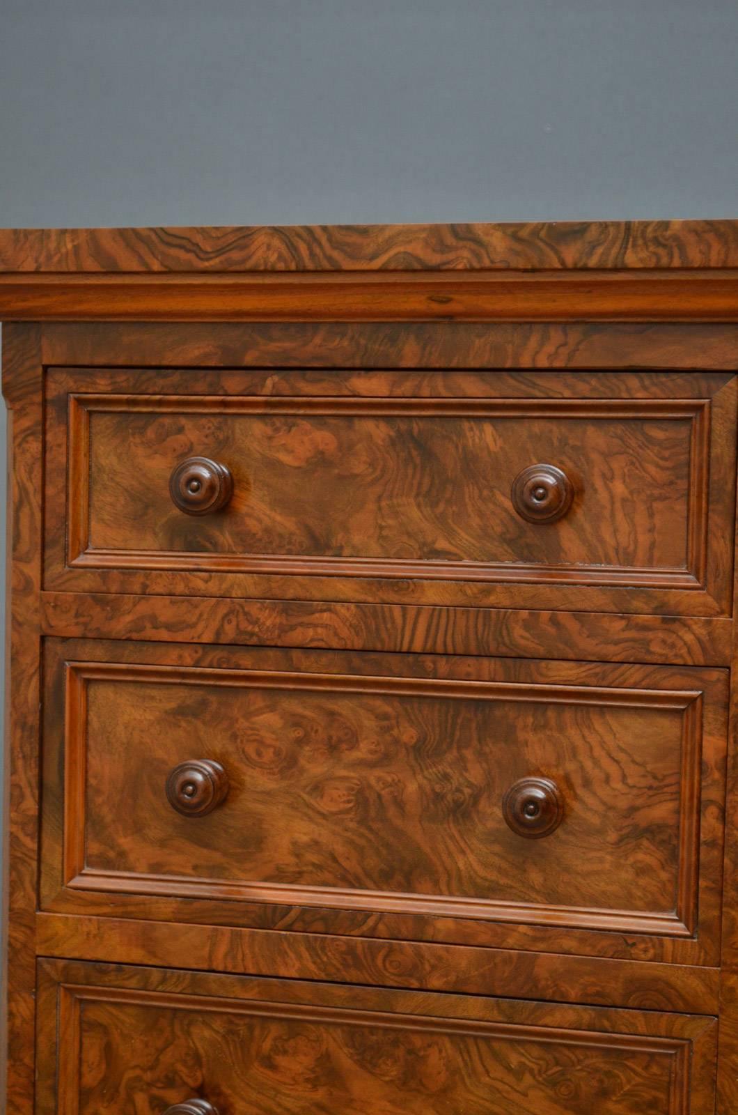 Late 19th Century Fine Quality Victorian Chest of Drawers