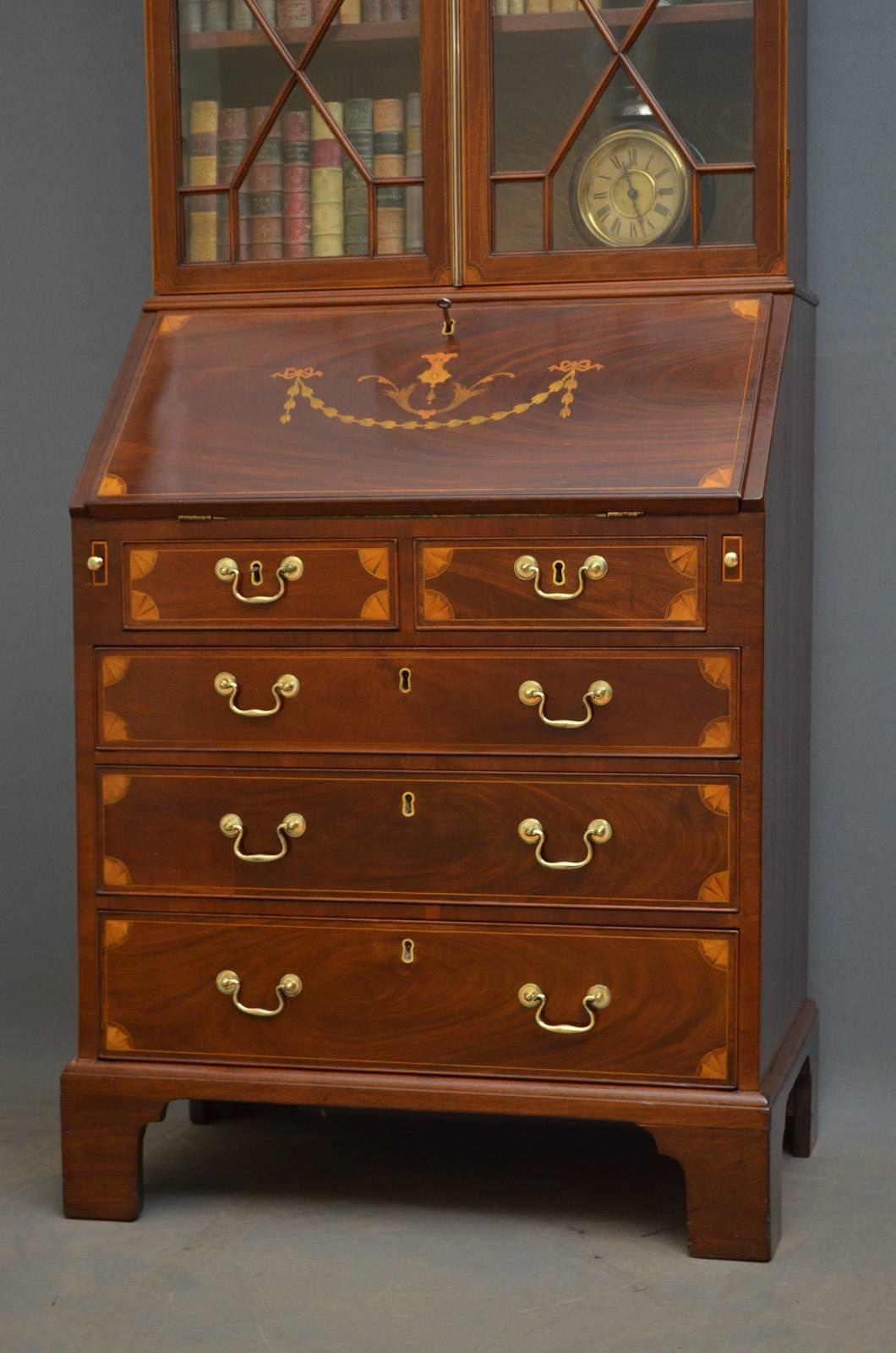 Georgian Mahogany Bureau Bookcase In Excellent Condition In Whaley Bridge, GB