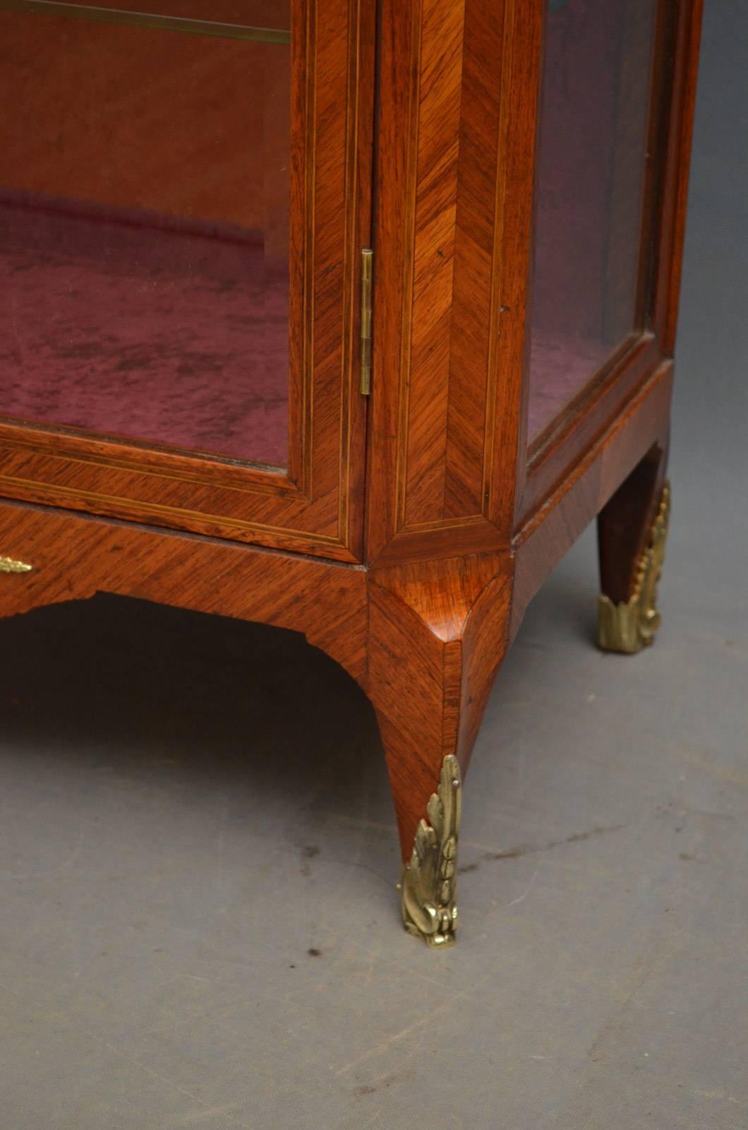 Unique French Bijouterie Cabinet 2