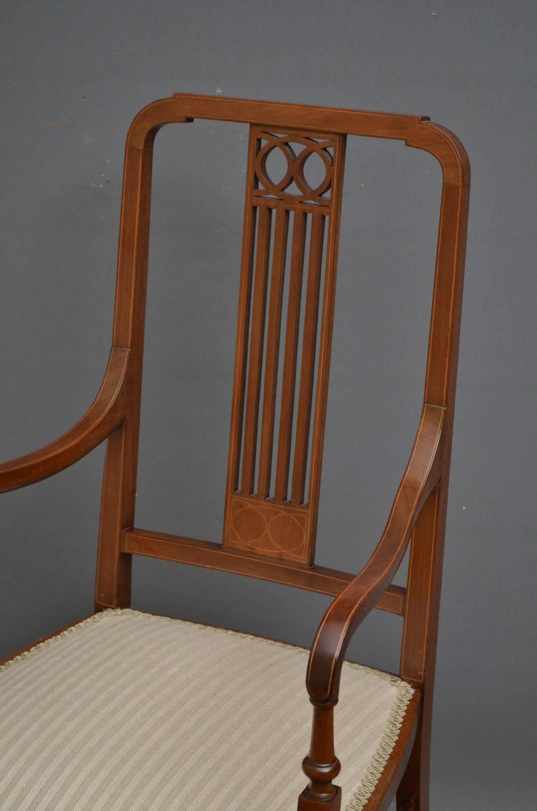 Sn4181 Elegant Edwardian mahogany and inlaid chair in wonderful condition throughout, circa 1900
Measures: H 16.5”, seat H 40