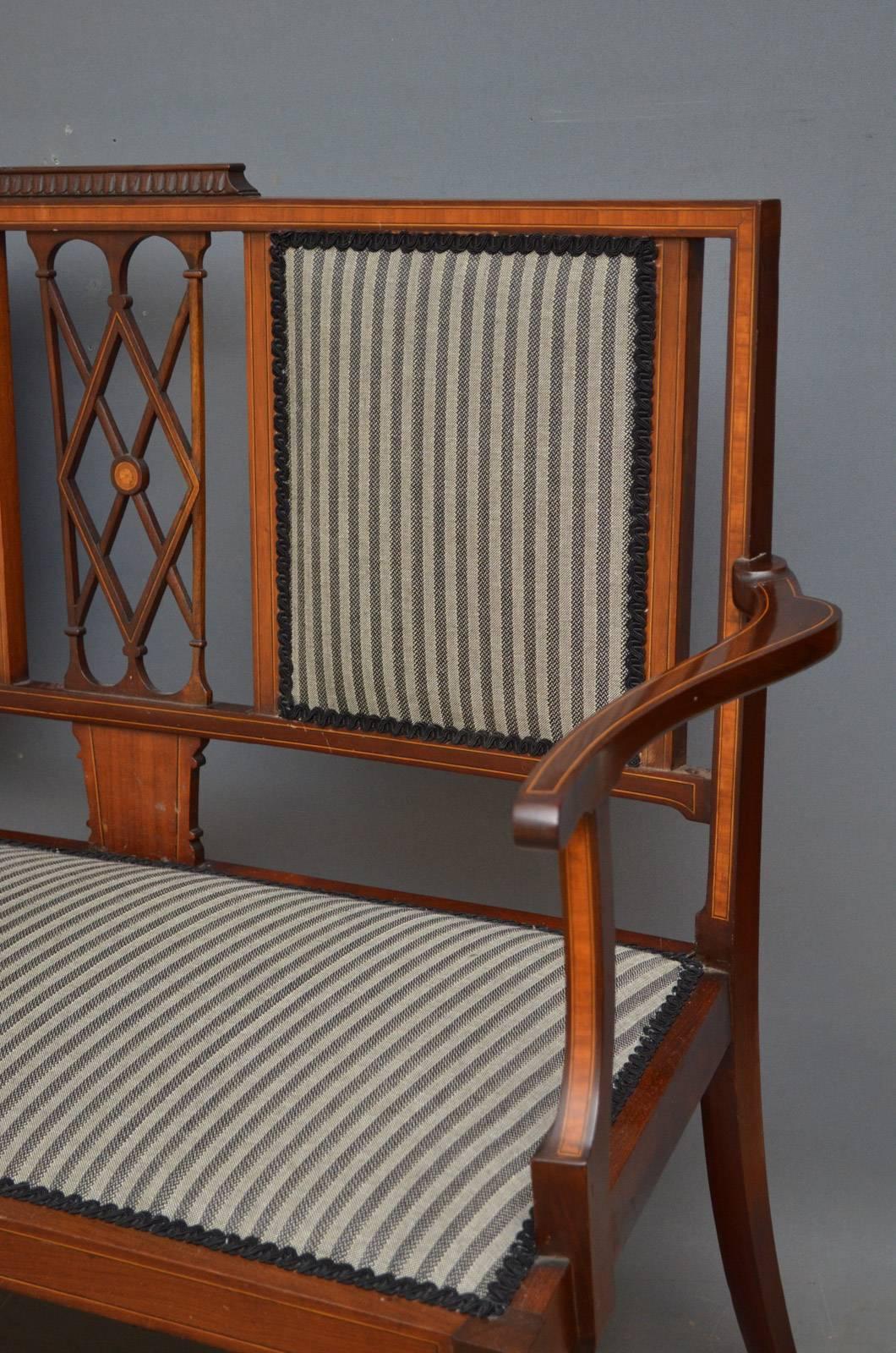 Early 20th Century Edwardian Mahogany and Inlaid Settee
