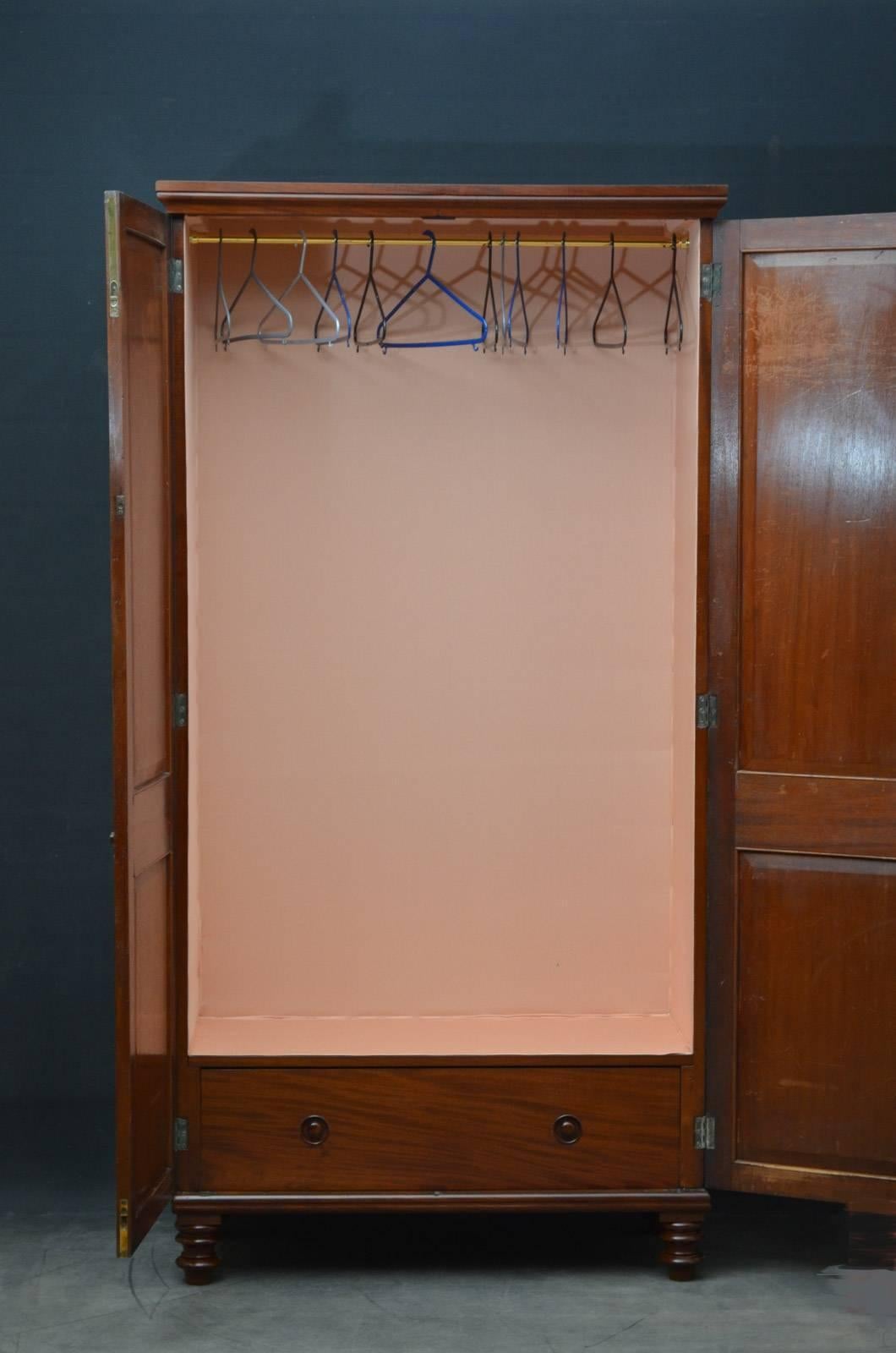 English William iv Mahogany Hall Cupboard / Hall Wardrobe