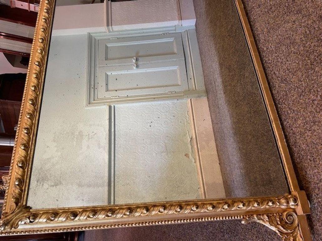 Specchio da parete in legno dorato inglese del primo periodo vittoriano in vendita 12