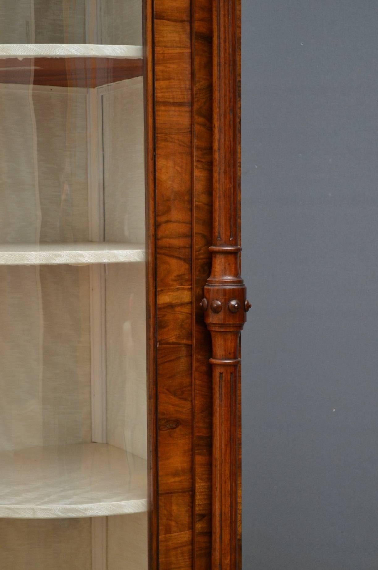 Late 19th Century Victorian Walnut Corner Display Cabinet