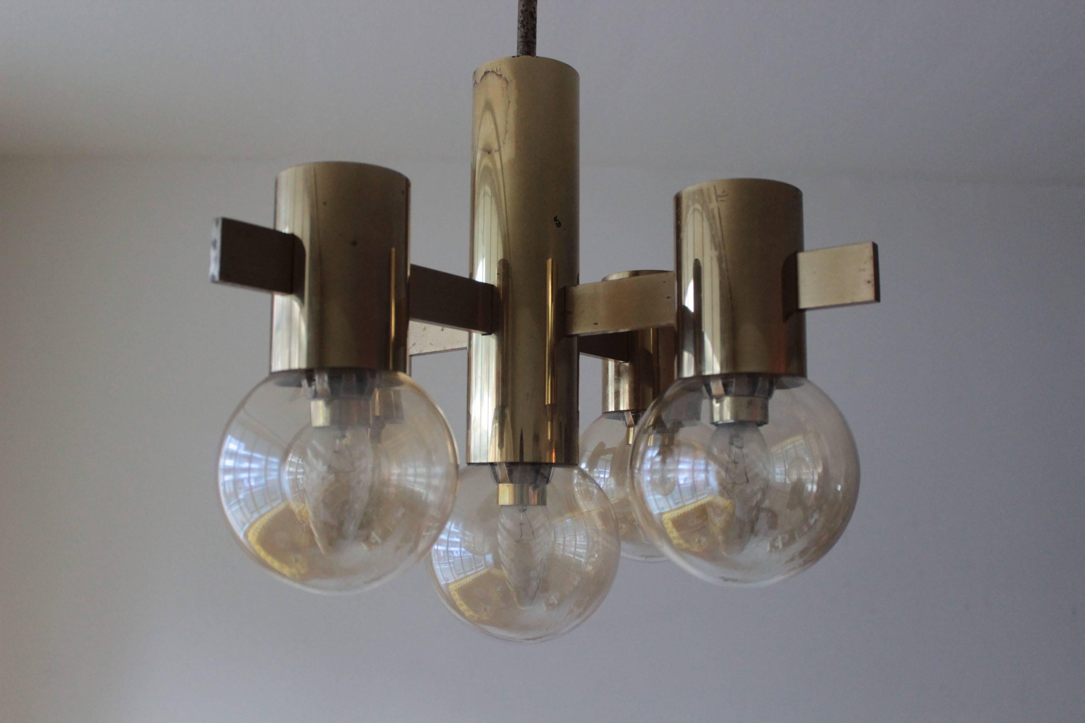 Italian Brass Smoked Glass Chandelier, 1970s In Good Condition For Sale In Diemen, NL