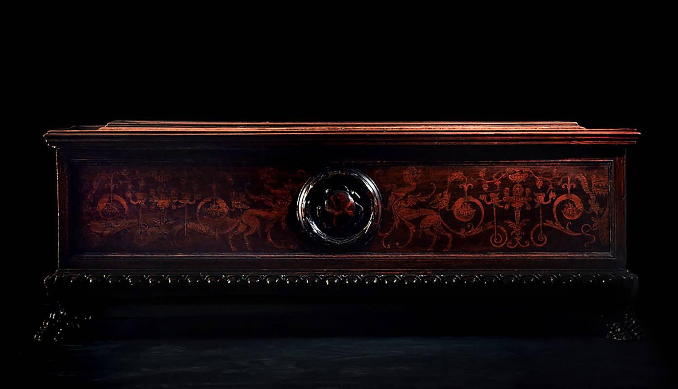 Italian Baroque Walnut Cassone Inlaid with Engraved Fruitwood Marquetry, 17th C For Sale 3