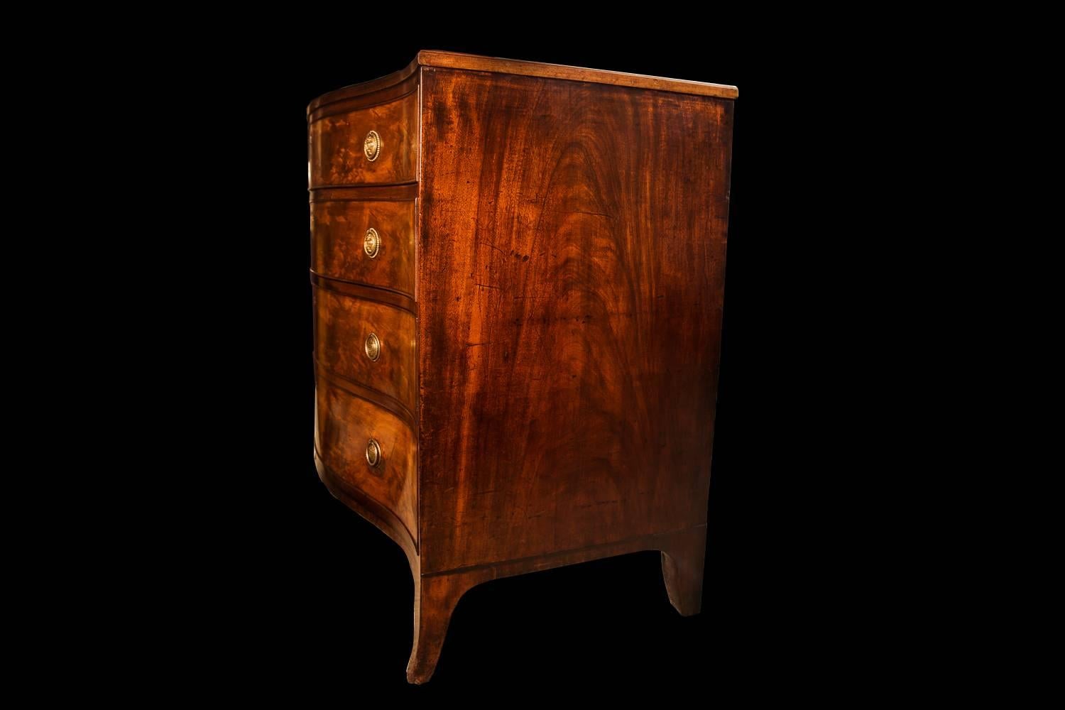 18th Century and Earlier Particularly Fine King George III Mahogany Serpentine Chest, 18th Century