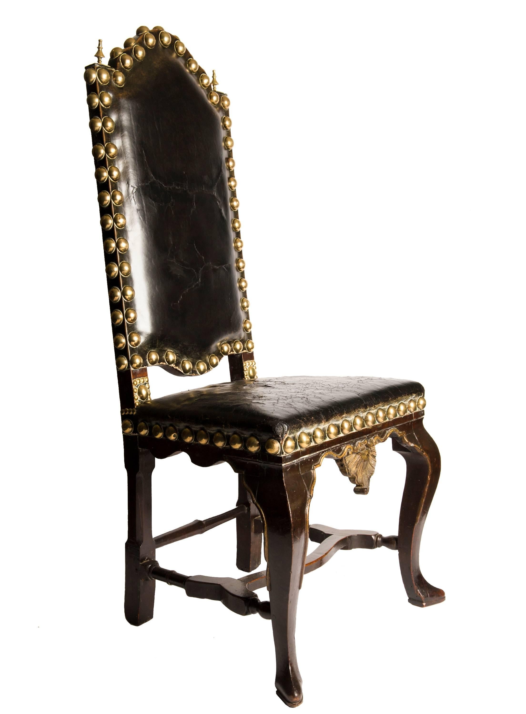 Pair of Black Leather Spanish Baroque Studded Walnut Side Chairs, 18th Century In Good Condition In London, GB