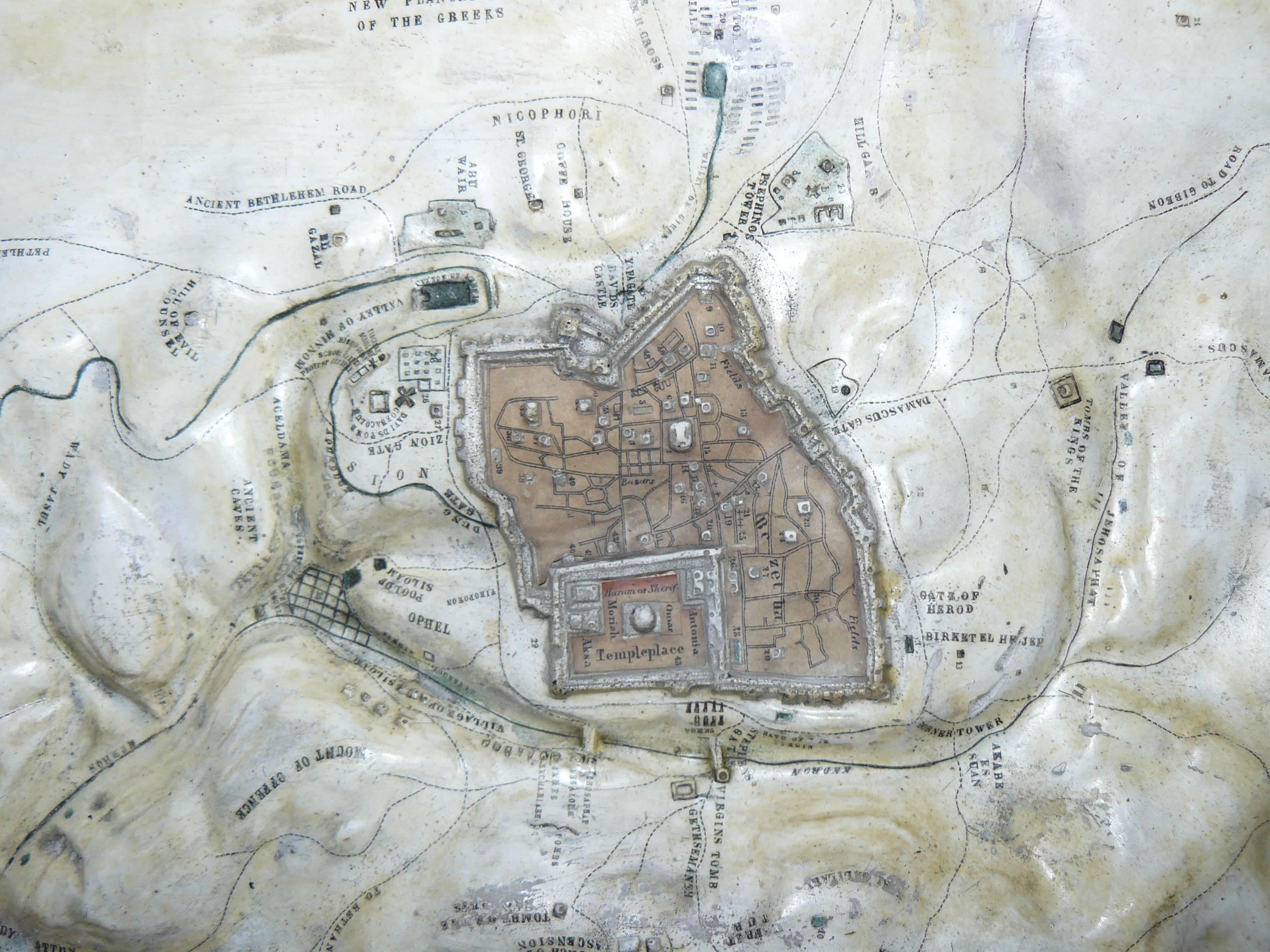 Relief map of Old City in Jérusalem. Impressive topographic model of the city and its surroudings hand-painted and decorated plaster casting with 