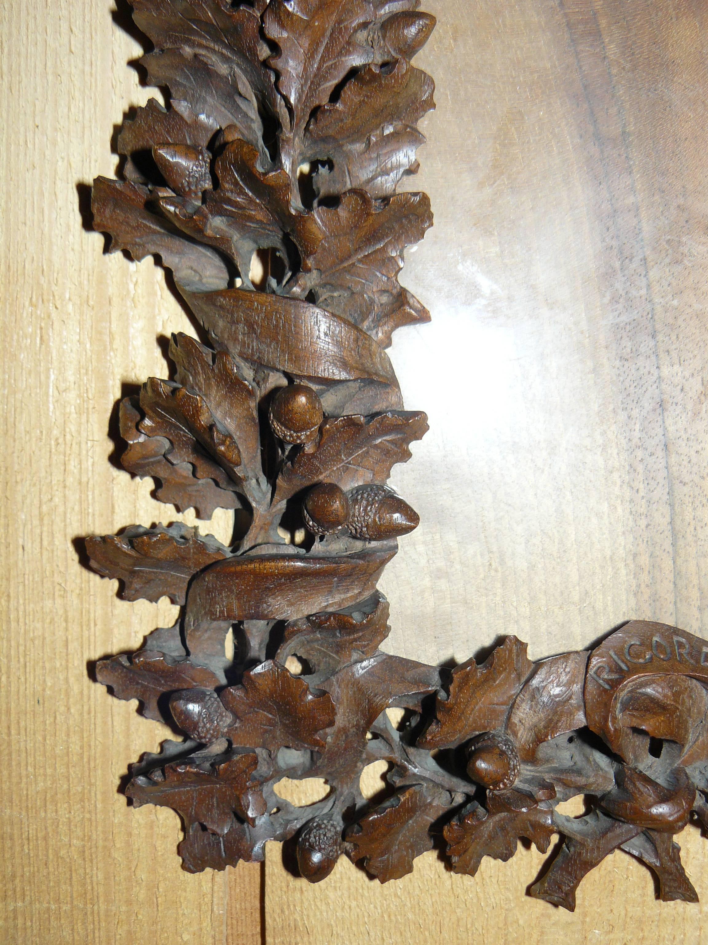 19th Century Carved Wood Frame For Sale 1