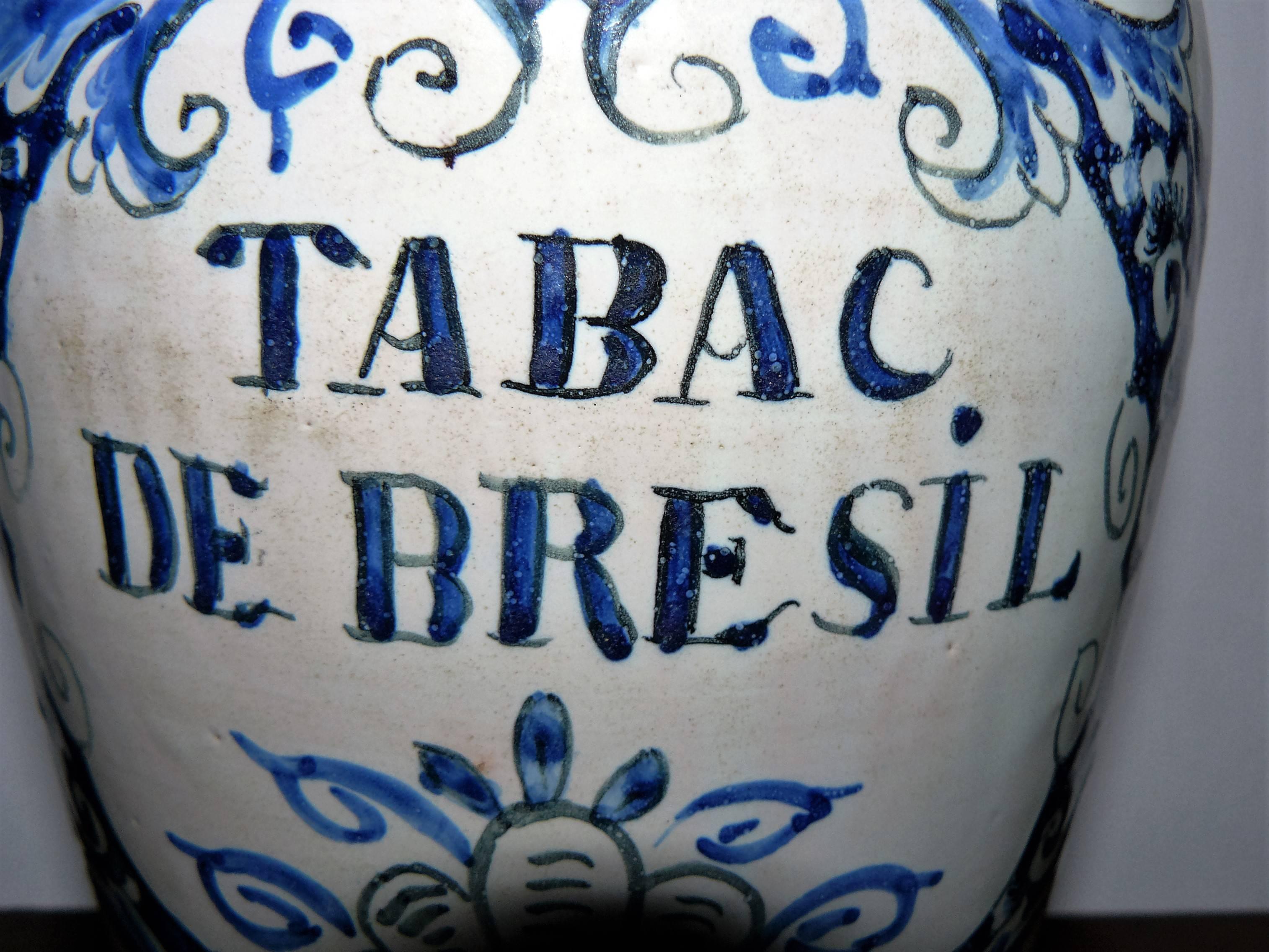 Beautiful blue and white glazed tobacco jar: Delft, early 19th century.
 