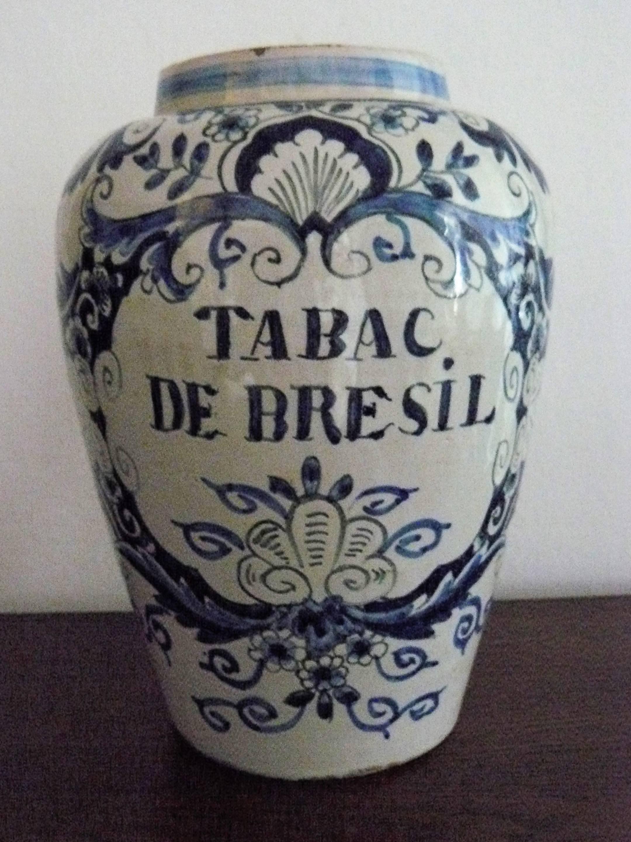 19th Century Delft Hand-Painted and Glazed Tobacco Jar For Sale 3