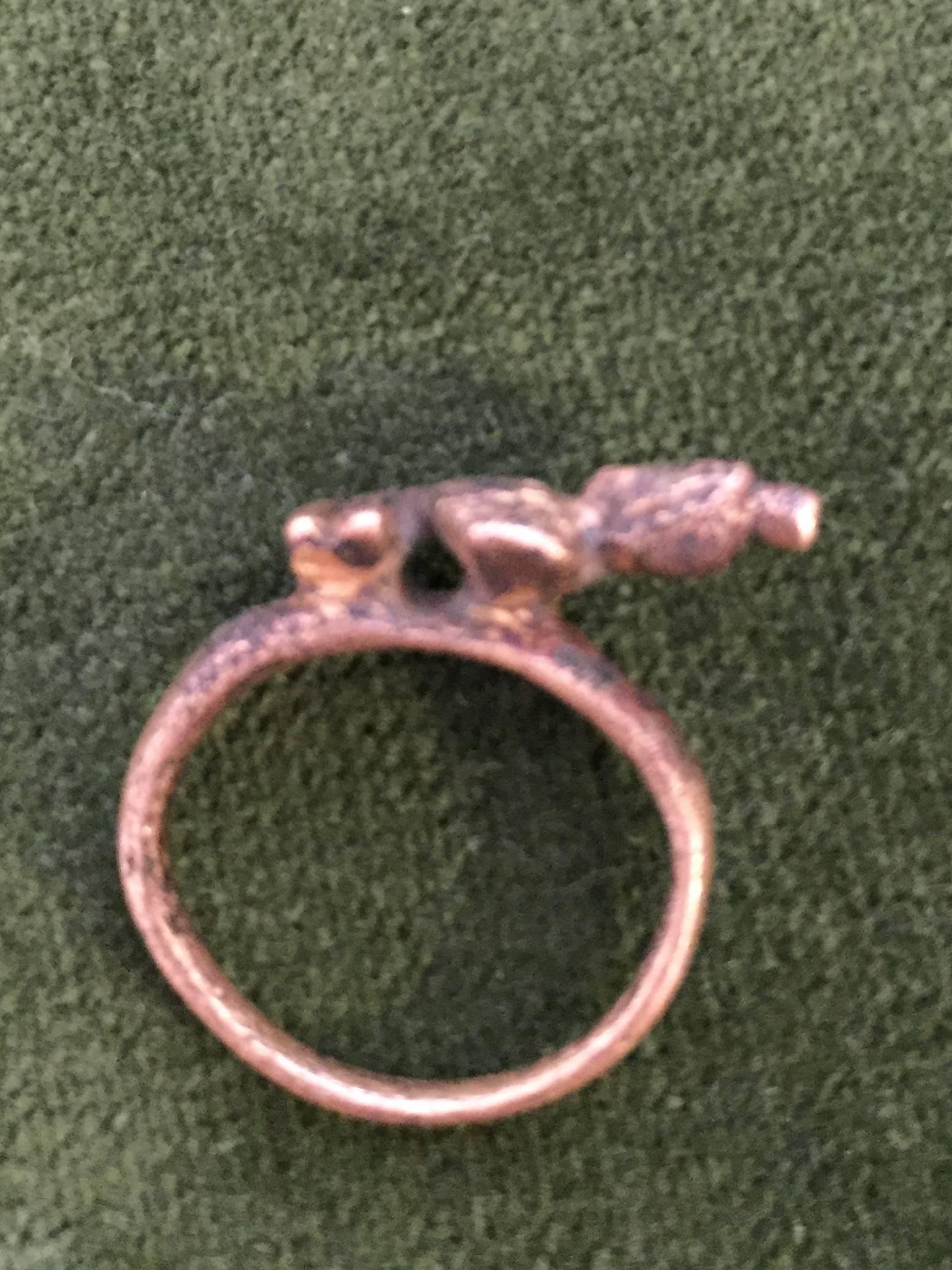 Romano/Egyptian Bronze Ring Sarapis II th Ad Century In Fair Condition For Sale In Biarritz, FR