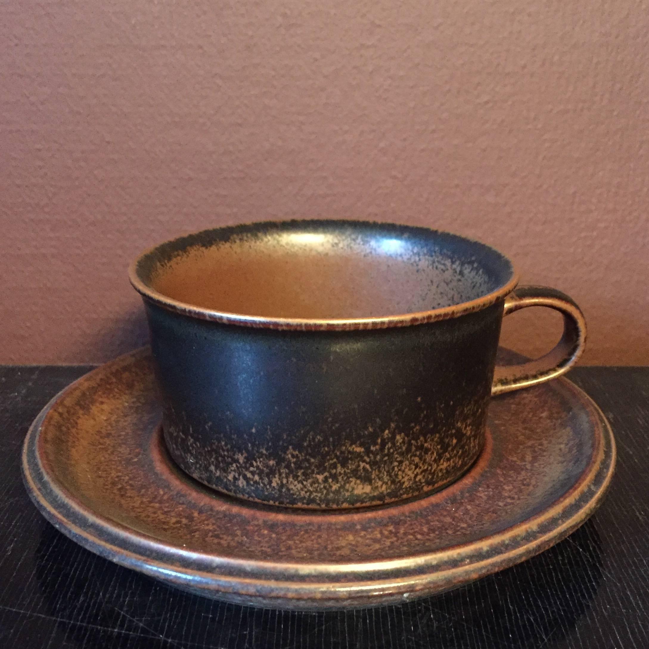 Mid-Century Modern Ruska from Arabia, Brown Stoneware, Tea Service, Finnish Design, 1960s-1970s For Sale