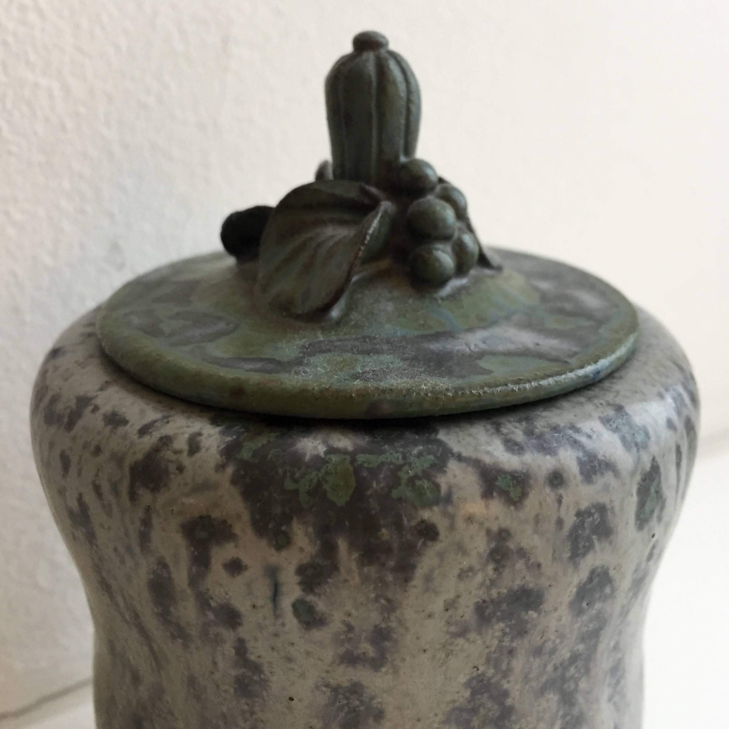 Arne Bang stoneware lidded jar green/grey glazed Model 10 - 1950s Signed with his initials.
Mint condition.