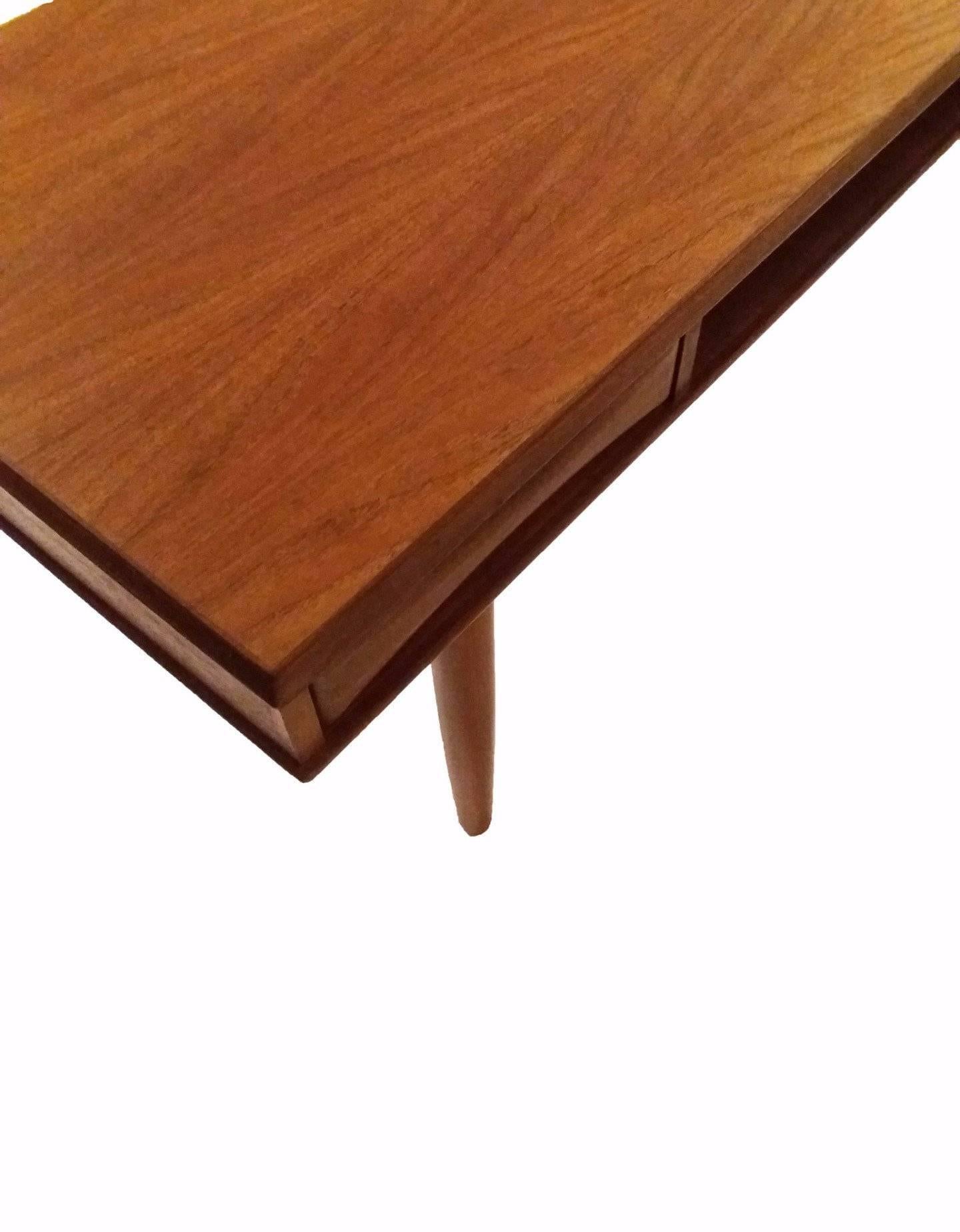 Mid-Century Modern Arne Vodder Coffee Table in Teak For Sale