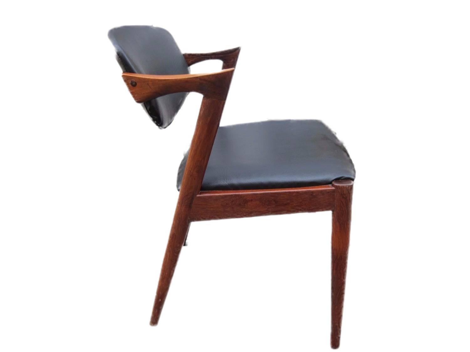 Danish 12 Kai Kristiansen chairs Model 42 in Rosewood CUSTOM UPHOLSTERY AVAILABLE For Sale