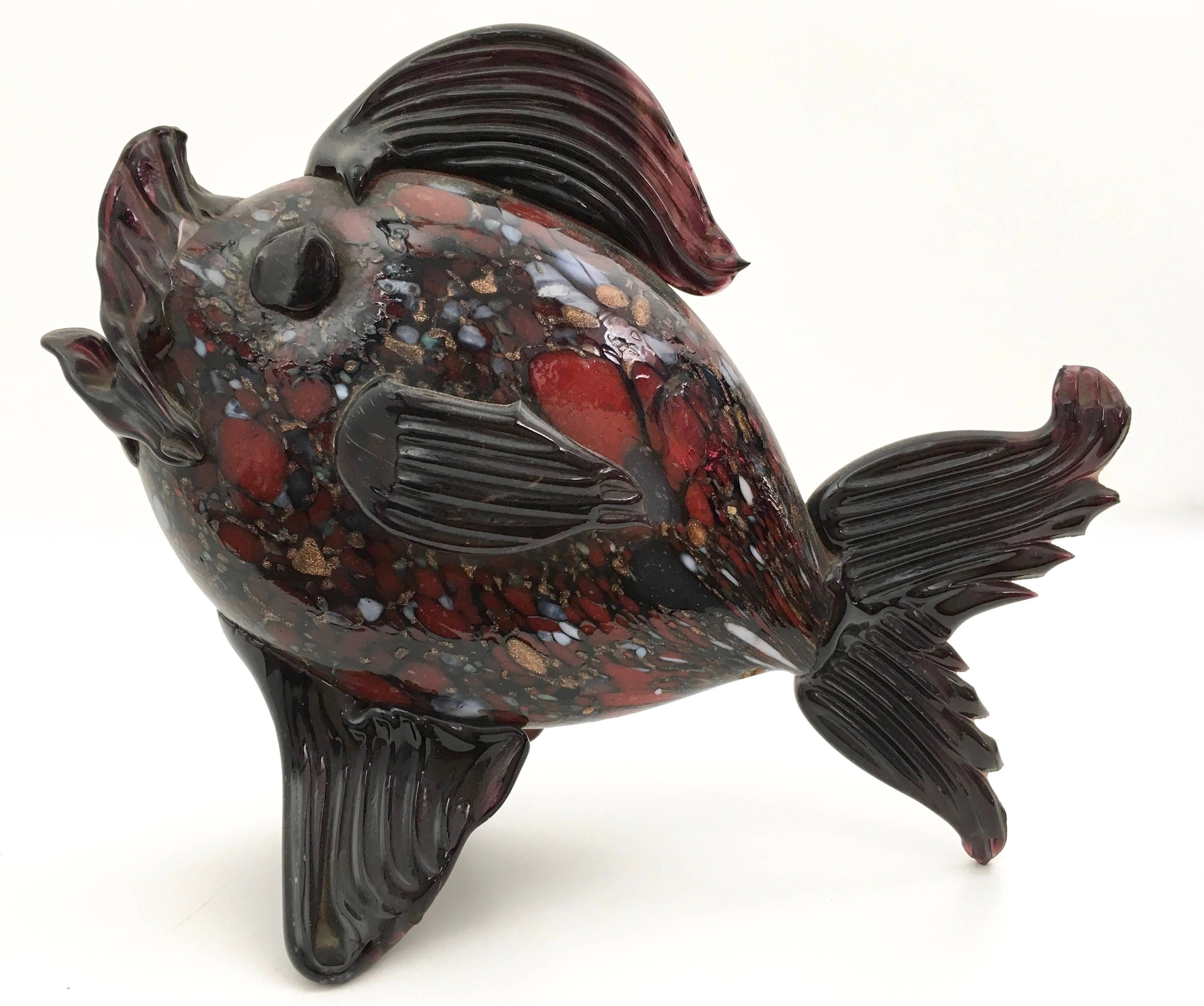Pair of Barovier Blown Glass Fish by Fratelli Toso, Italy, 1930s In Excellent Condition In Bresso, Lombardy