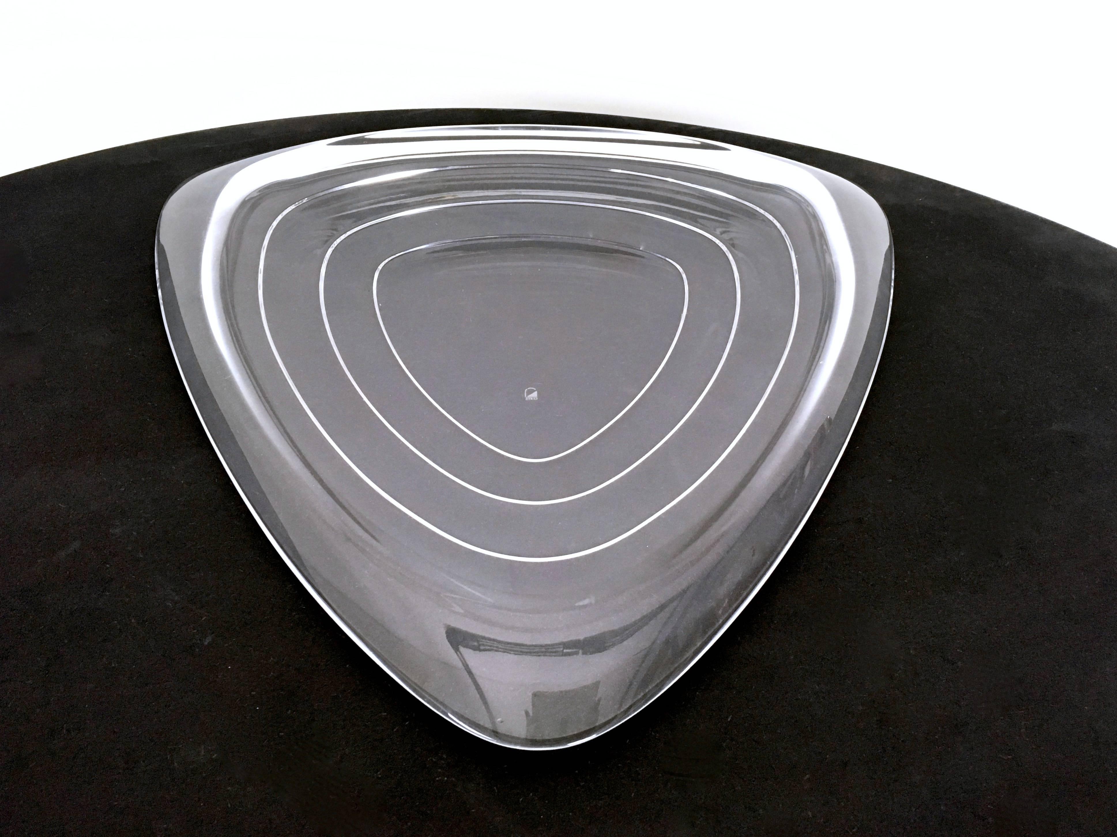 Italian Modern Triangular Glass Plate by Angelo Mangiarotti for Cristallerie Colle 1990s For Sale