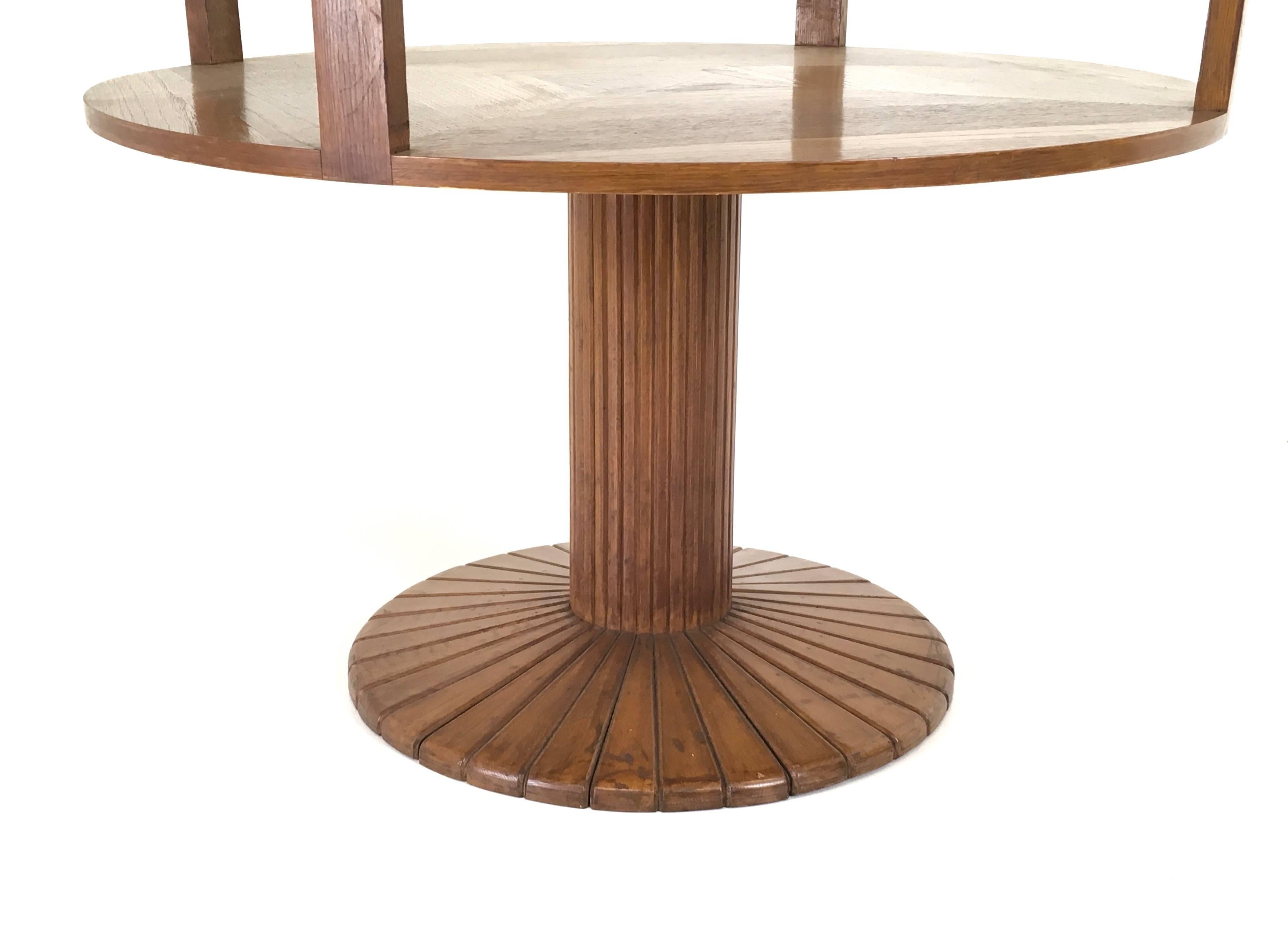 Oak and Tempered Glass Coffee Table Ascribable to Osvaldo Borsani, 1940s In Good Condition In Bresso, Lombardy