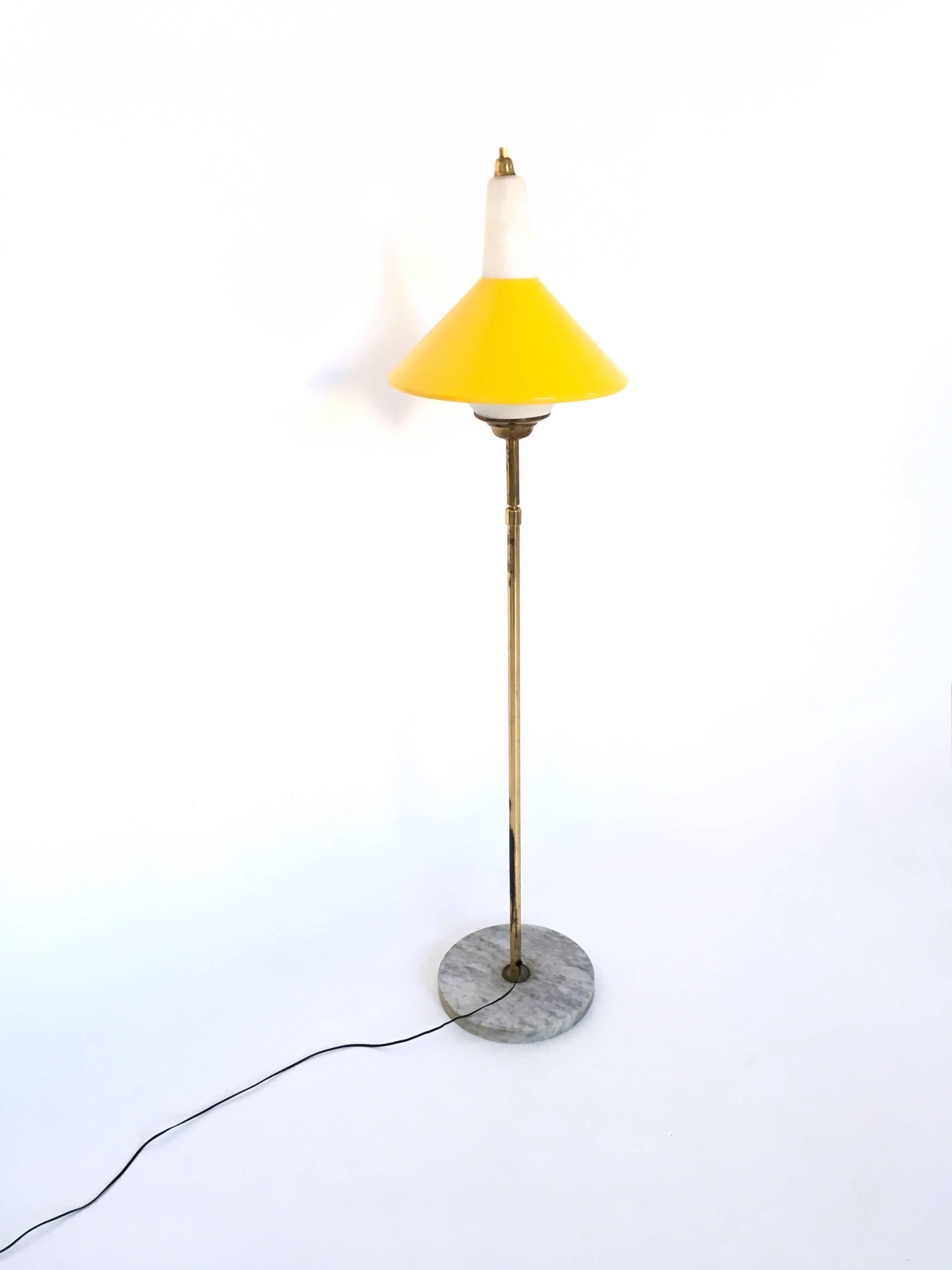 Metal, Brass and Marble Telescopic Floor Lamp, 1950s In Excellent Condition In Bresso, Lombardy