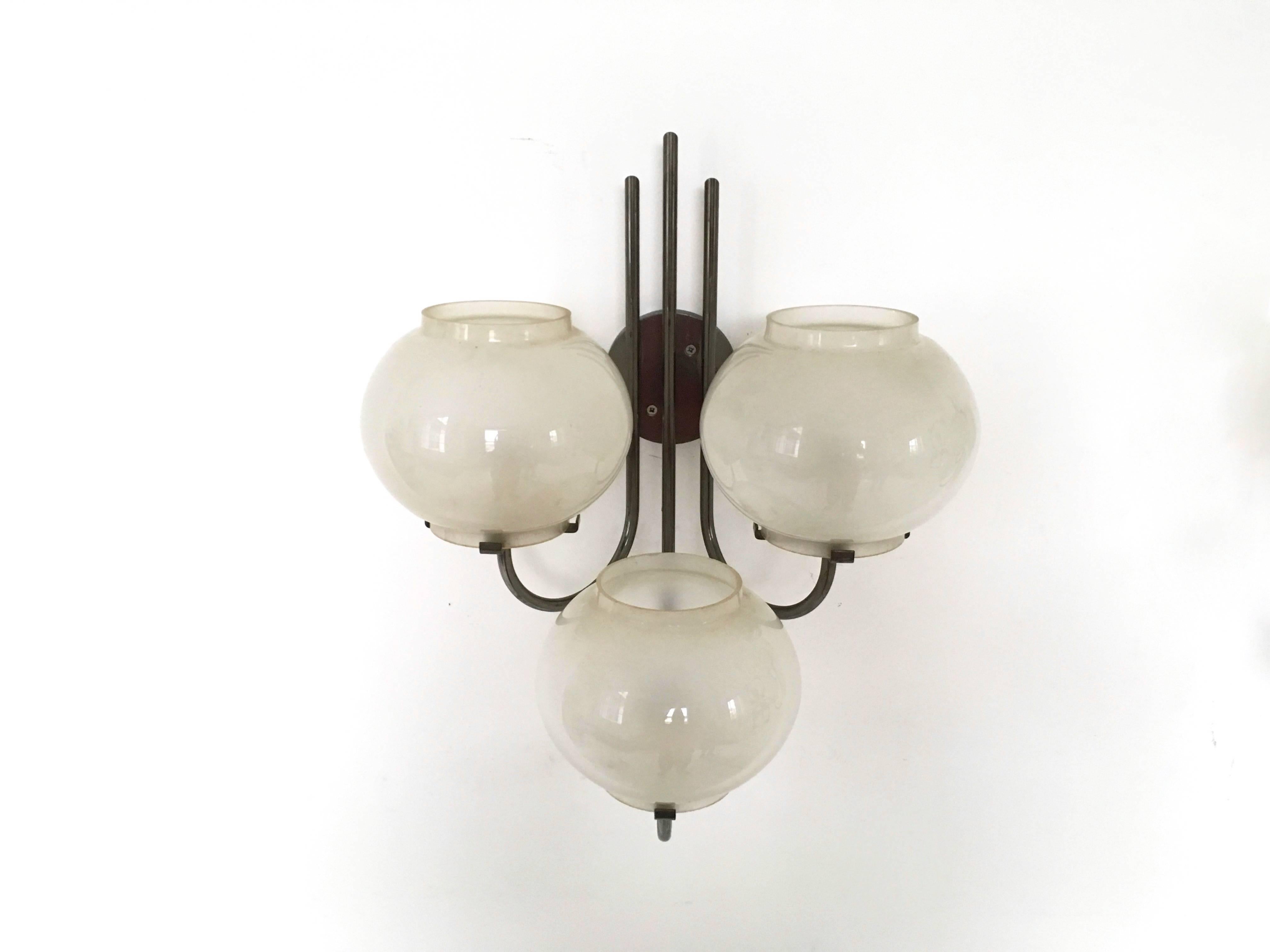 Pair of Sconces in the Style of Gino Sarfatti for Arteluce, Italy, 1960s In Excellent Condition In Bresso, Lombardy