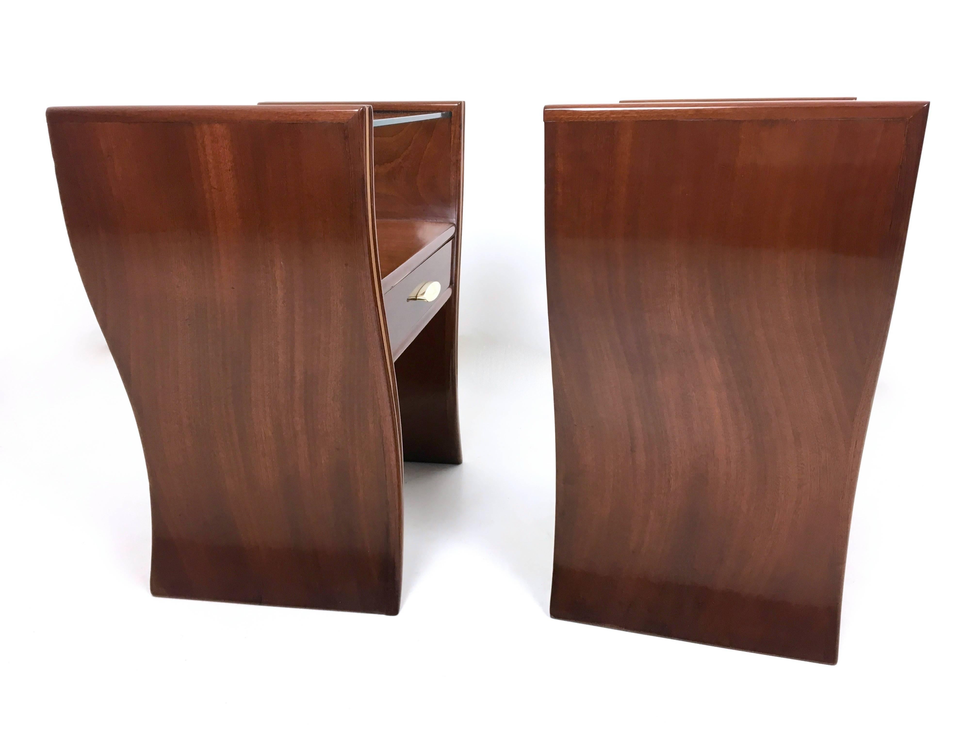 Mid-20th Century Pair of Wonderful Bedside Tables Ascribable to Guglielmo Ulrich, 1940s-1950s