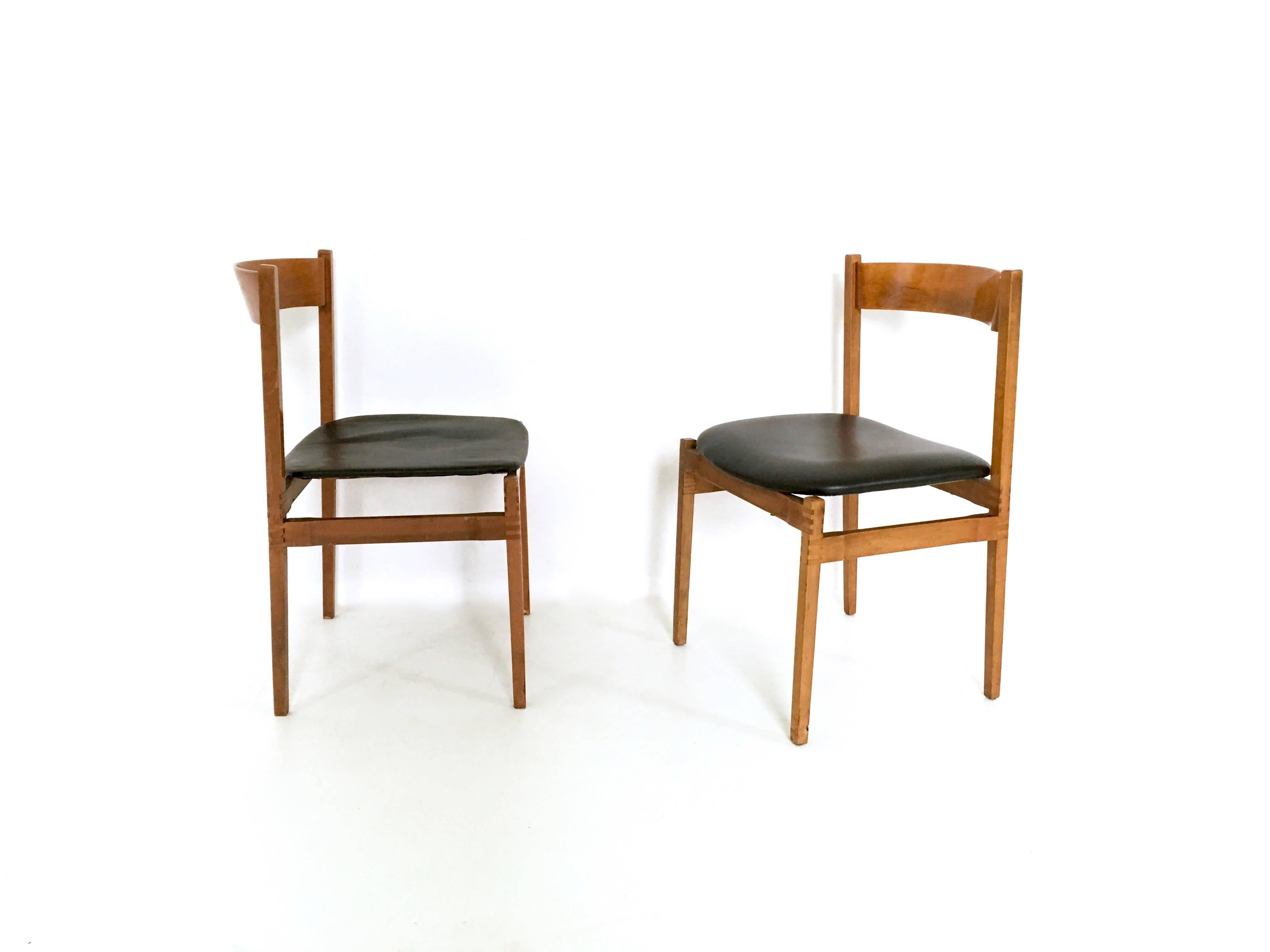 Walnut Set of Four Chairs by Gianfranco Frattini for Cassina, 1950s