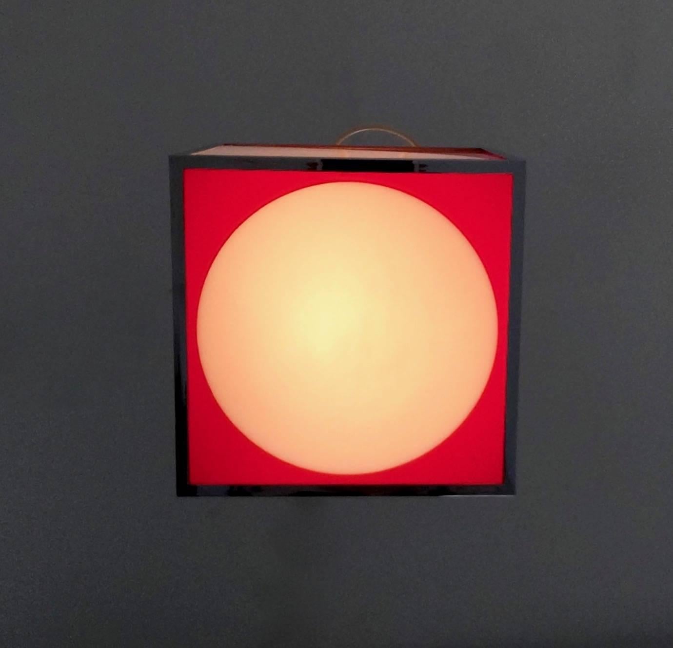 Late 20th Century Postmodern Cubic Red and White Plexiglass and Metal Pendant, Italy For Sale