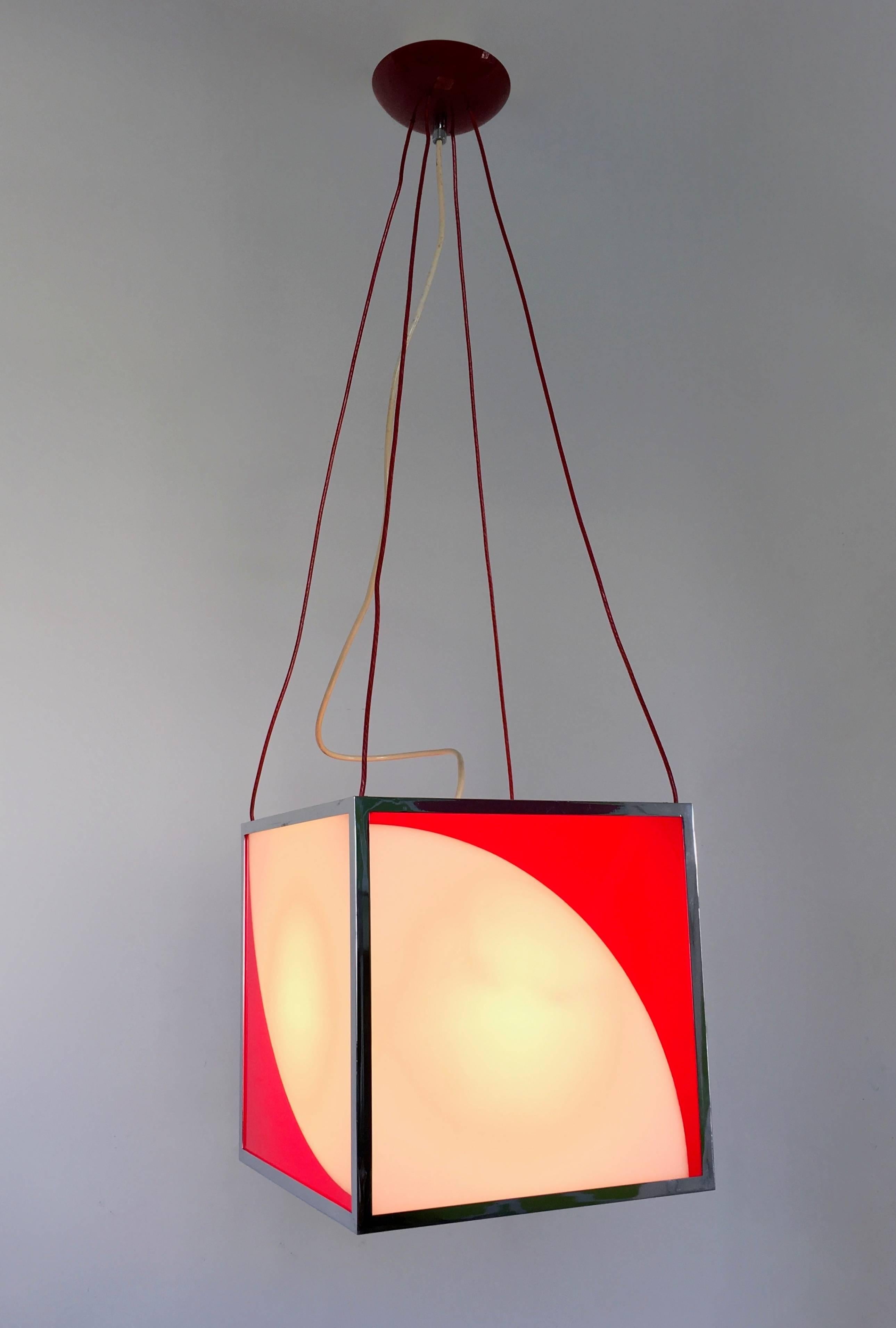 Italian Postmodern Cubic Red and White Plexiglass and Metal Pendant, Italy For Sale