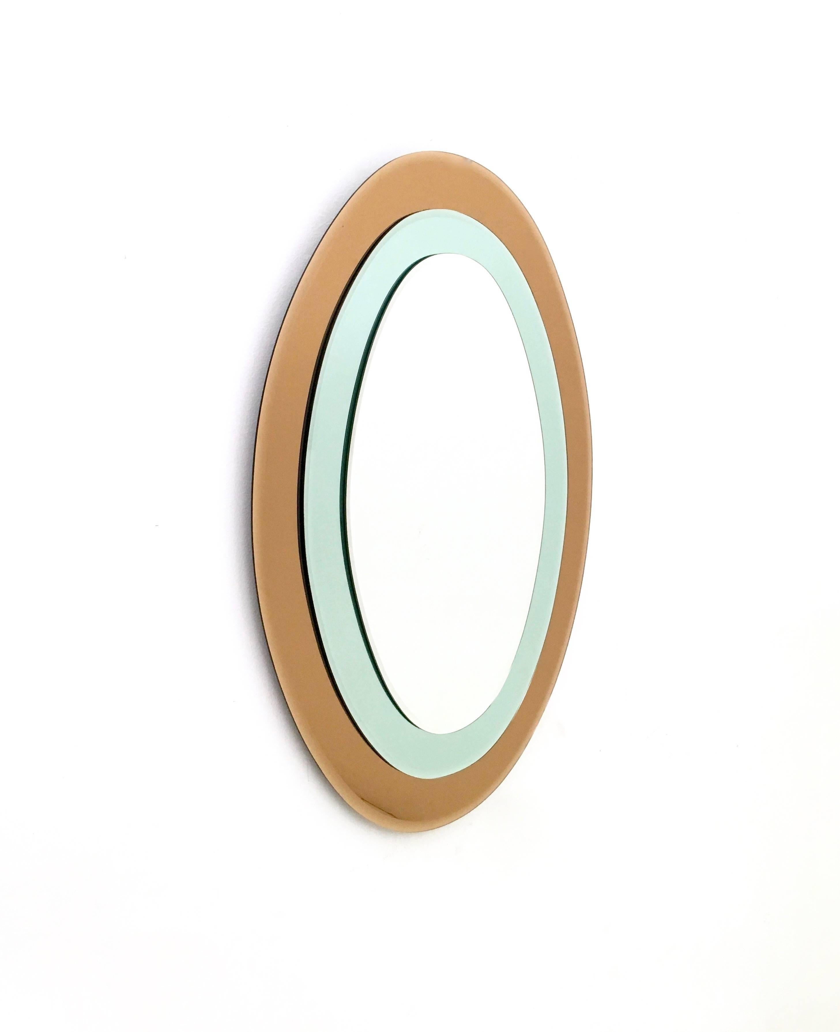 Mid-20th Century Beautiful Wall Mirror in the Style of Fontana Arte, Italy, 1960s