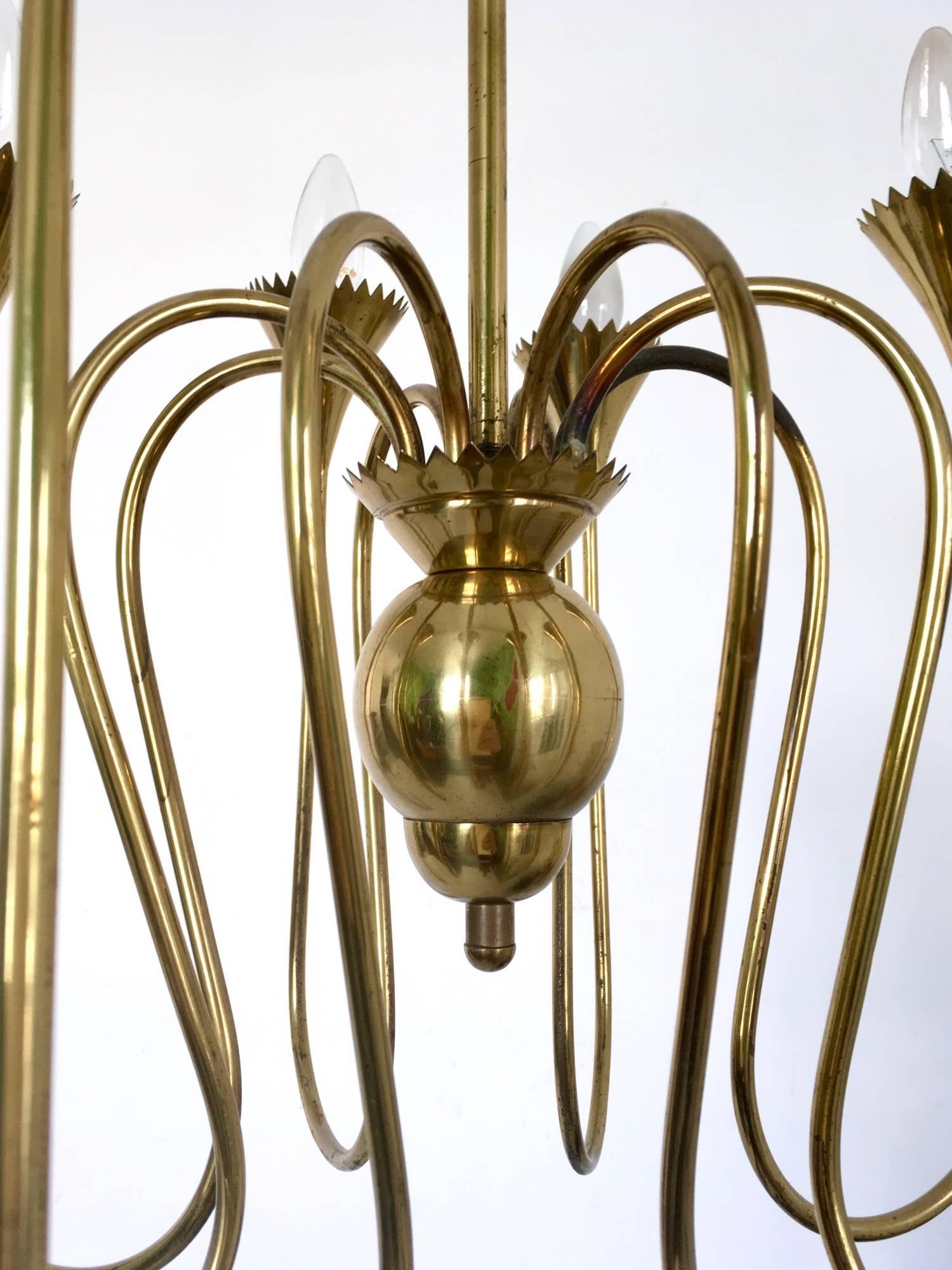Vintage Eight-Arm Brass Chandelier Highly Ascribable to Ulrich, Italy 1