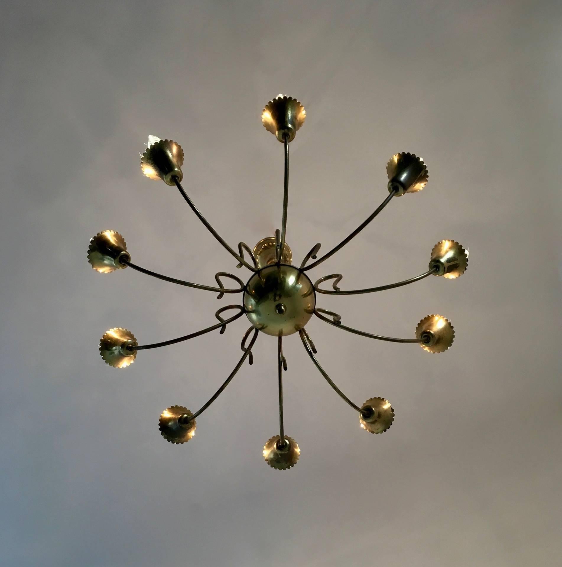 Italian Beautiful Vintage 10-Arm Brass Chandelier, Italy