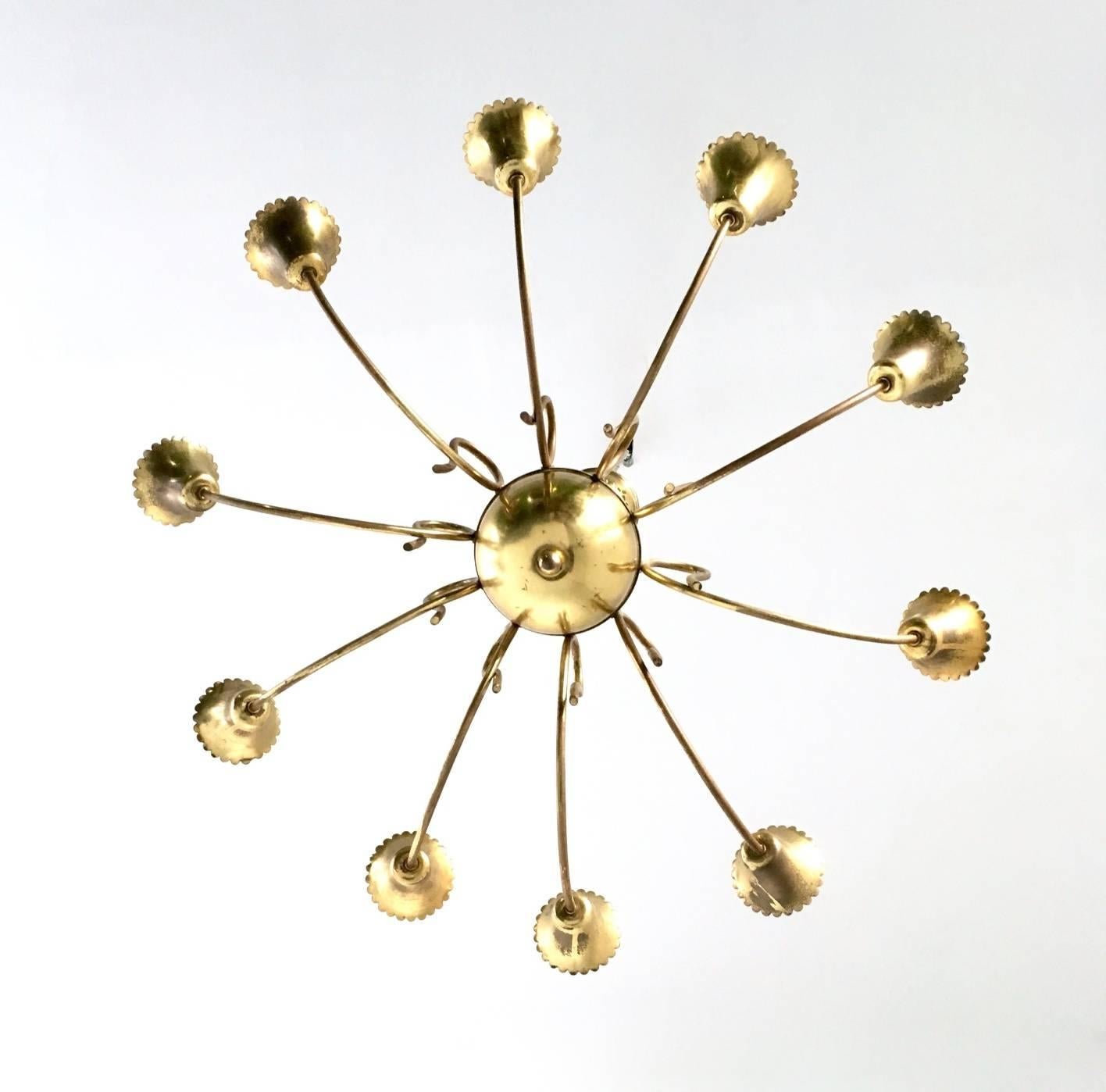 Mid-Century Modern Beautiful Vintage 10-Arm Brass Chandelier, Italy