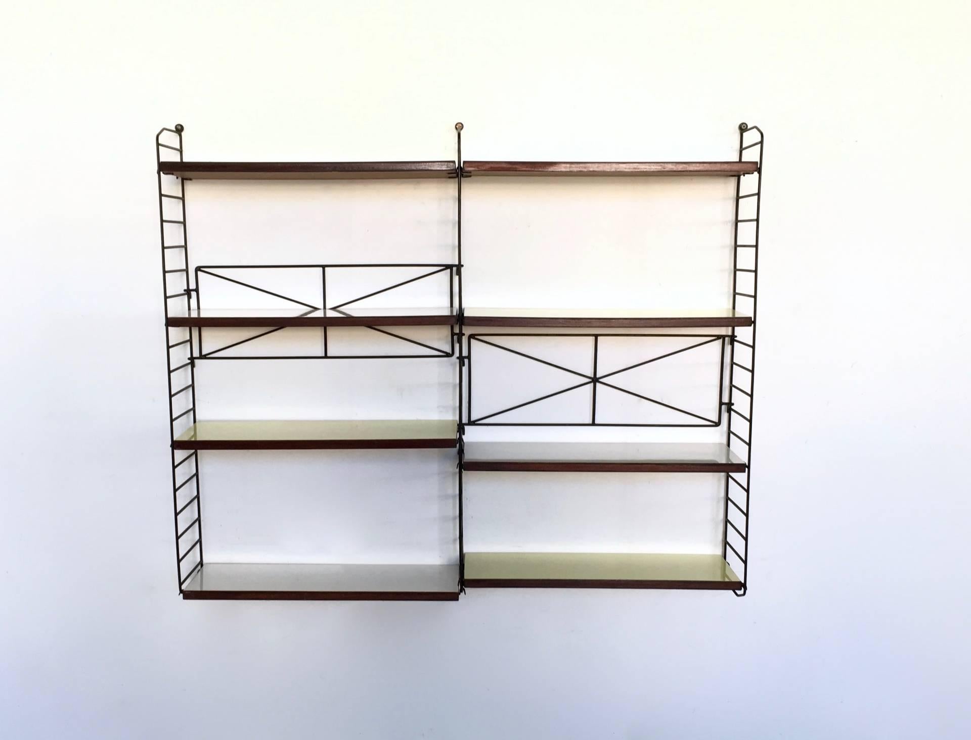 Minimalist Modular Bookshelves, Italy, 1950s In Excellent Condition In Bresso, Lombardy