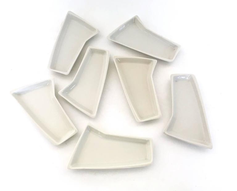 Mid-Century Modern Vintage White Lacquered Ceramic Ashtray -Vide Poche by Antonia Campi for Verbano For Sale