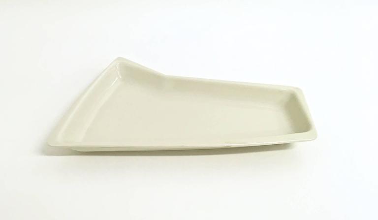 Vintage White Lacquered Ceramic Ashtray -Vide Poche by Antonia Campi for Verbano For Sale 1
