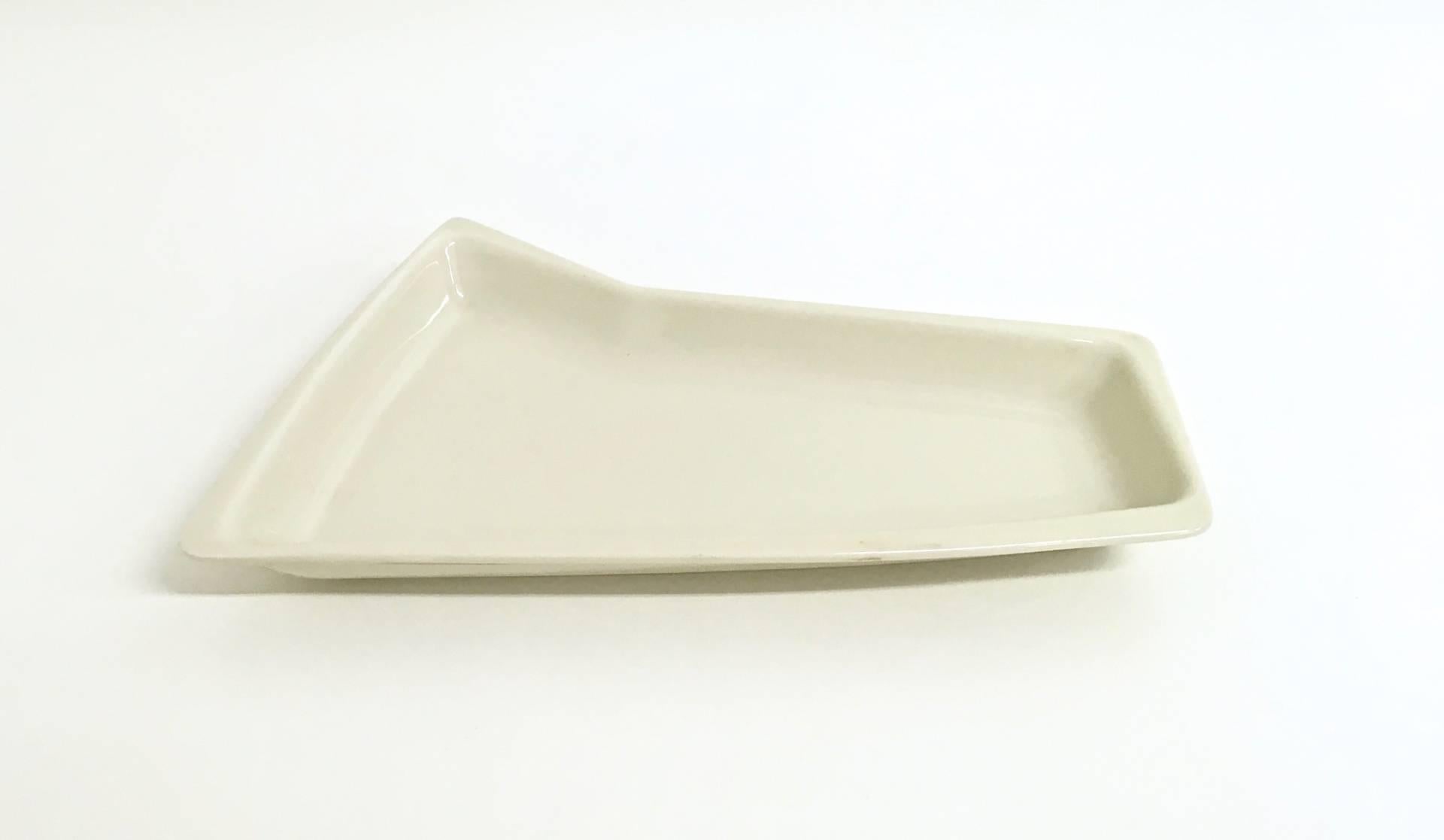 White Lacquered Ceramic Ashtray - Vide Poche by Antonia Campi for Verbano For Sale 1