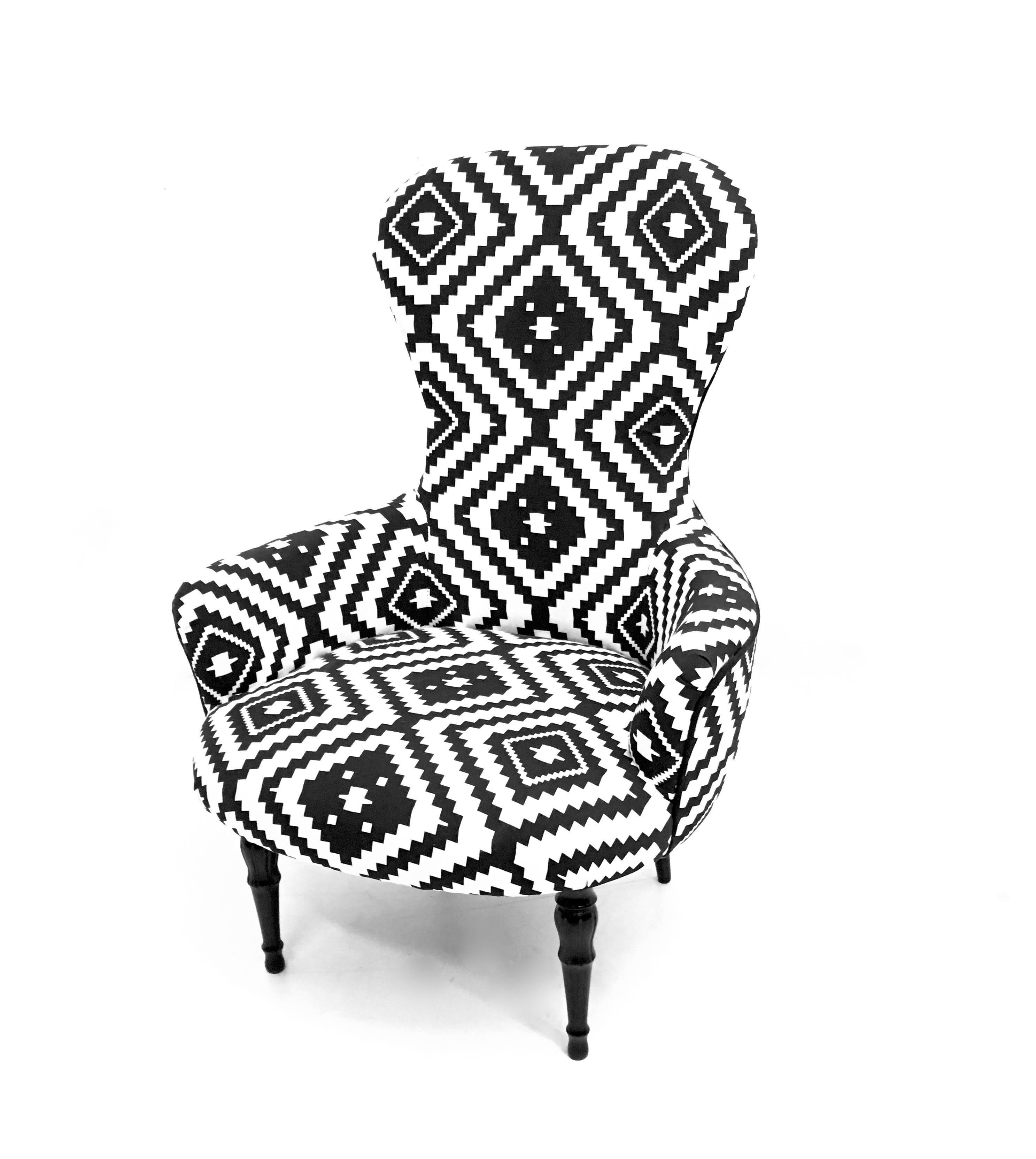 Beautiful Pair of Black and White Armchairs, Italy, 1950s In Excellent Condition In Bresso, Lombardy