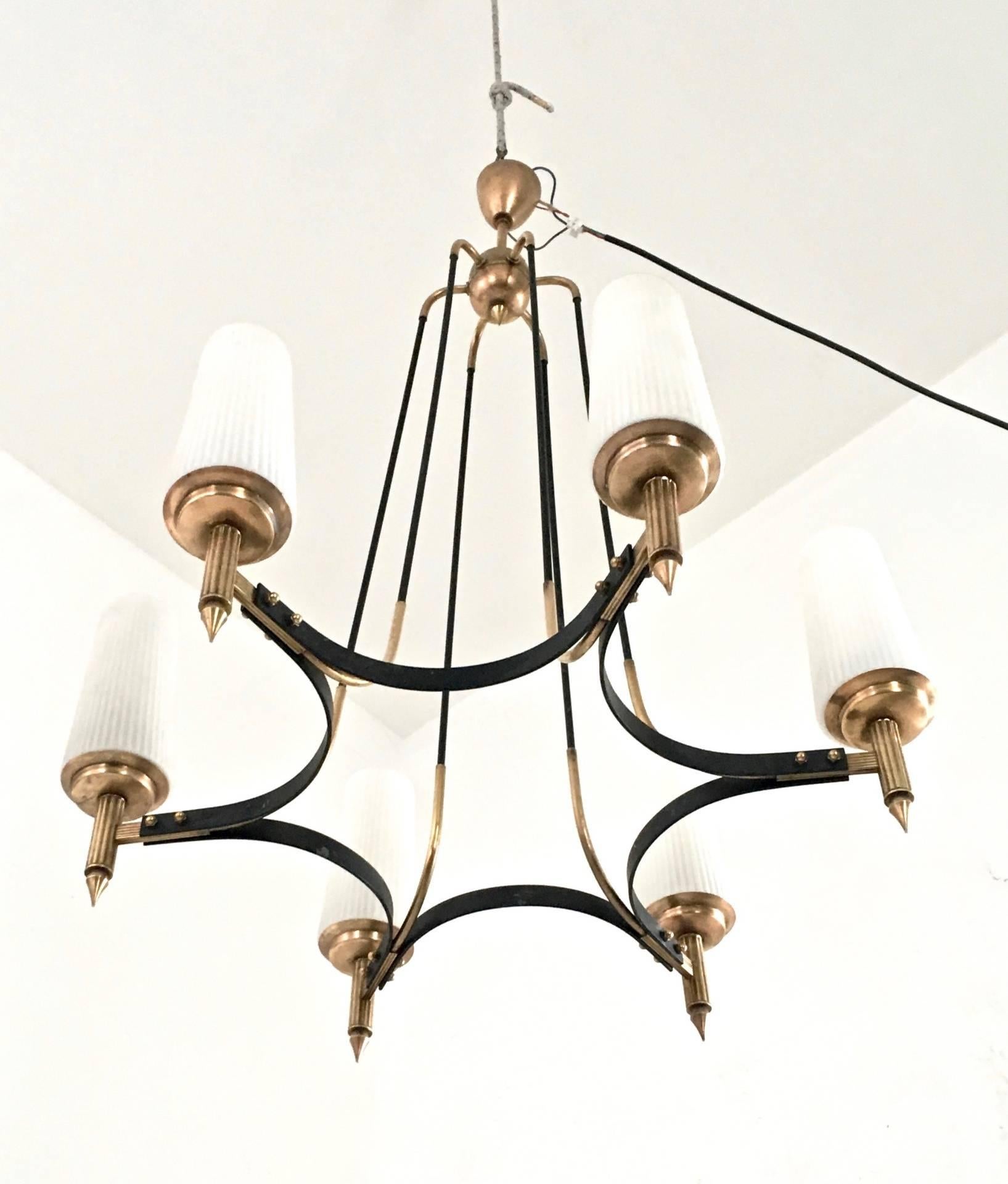 Mid-20th Century Opaline Glass, Brass and Varnished Iron Chandelier by Stilnovo, Italy, 1950s